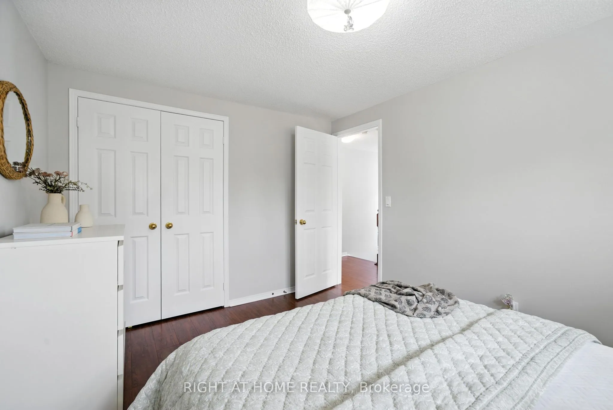 524 Hartgrove Lane