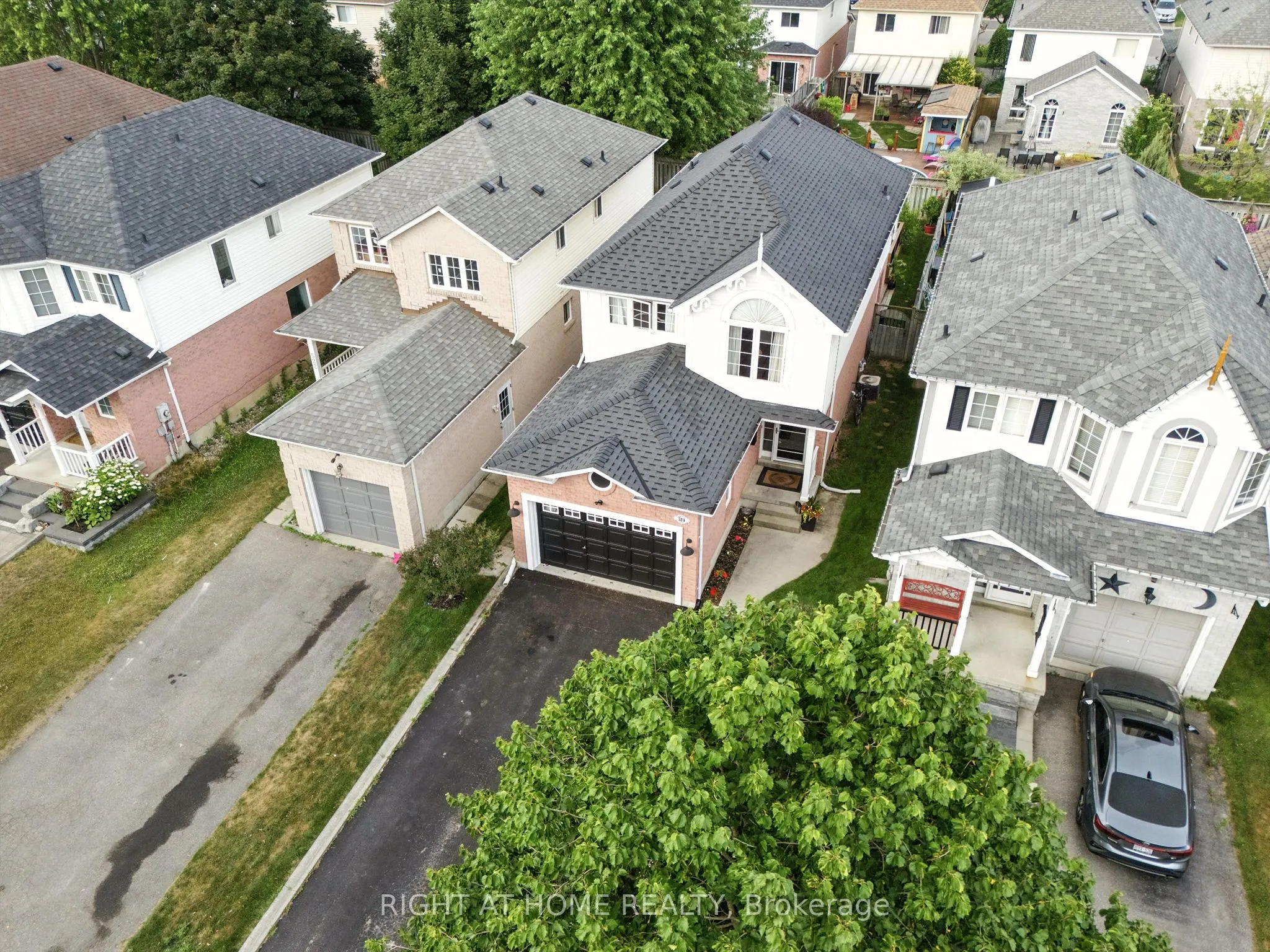 524 Hartgrove Lane