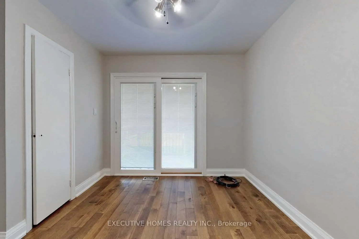 107 Ellington (Main) Drive