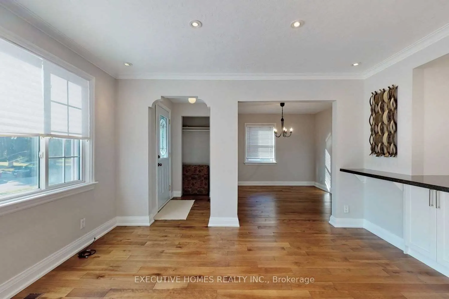 107 Ellington (Main) Drive