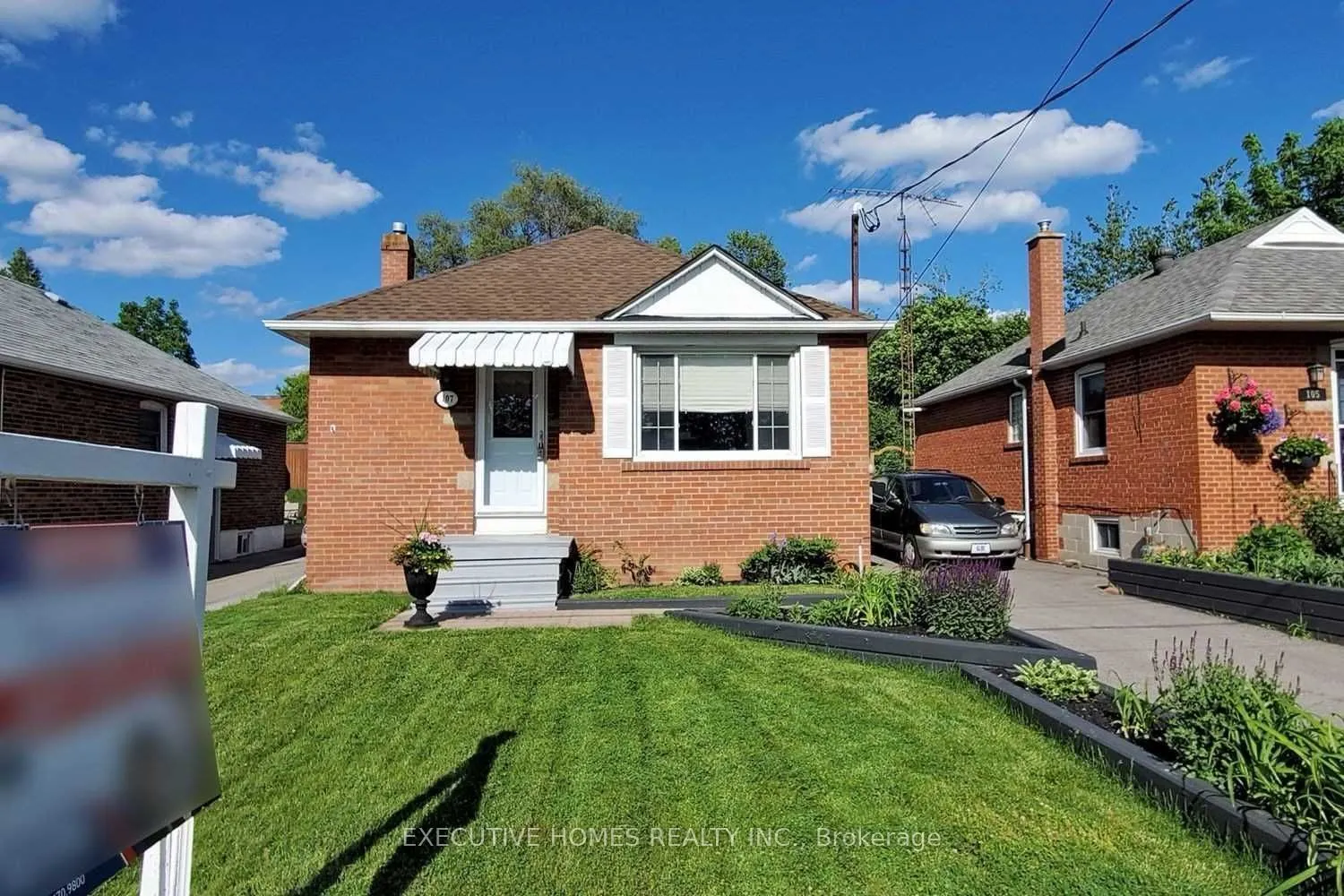 107 Ellington (Main) Drive