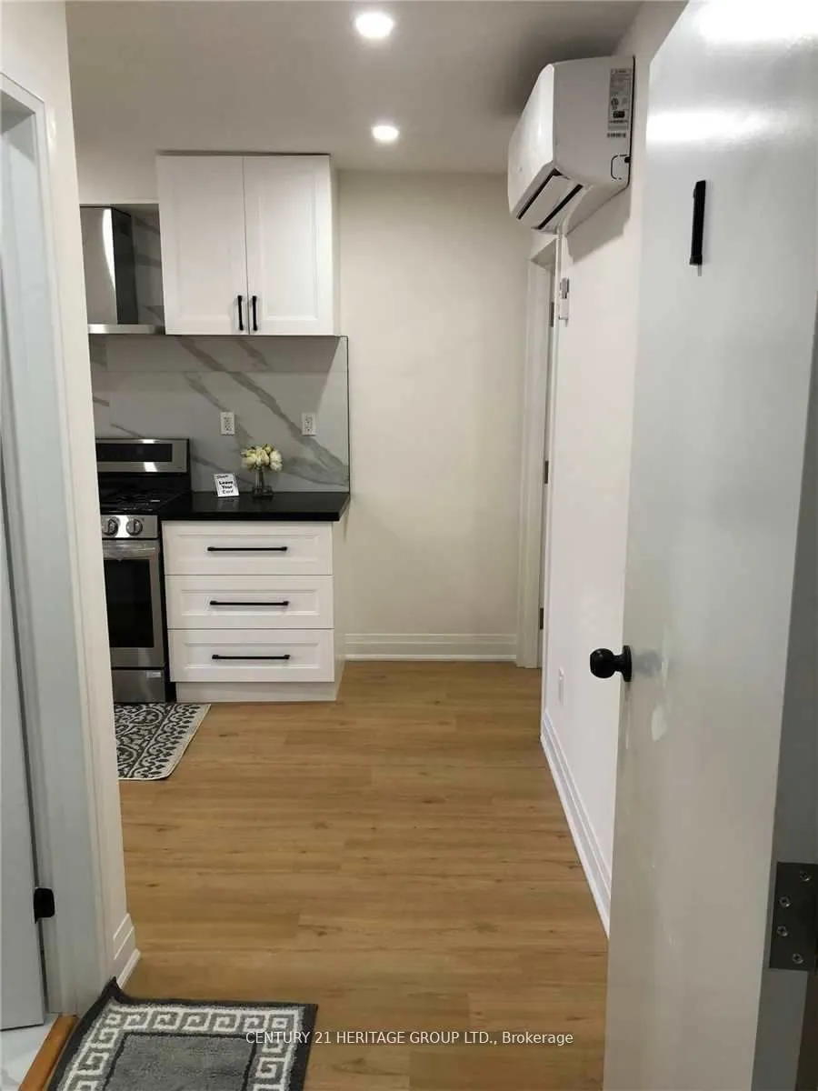 1710 Danforth Avenue, #1