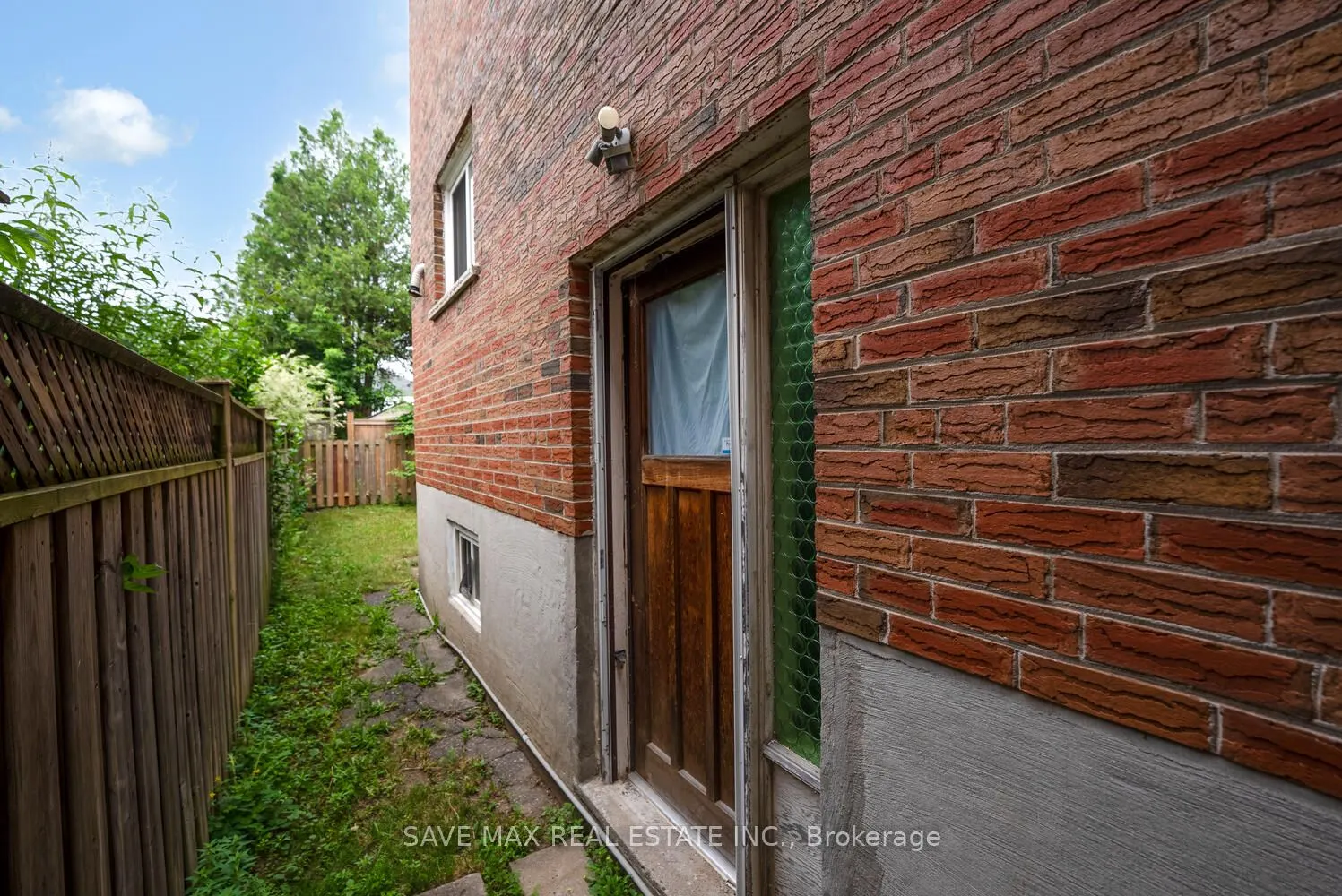 82A Birchmount Road