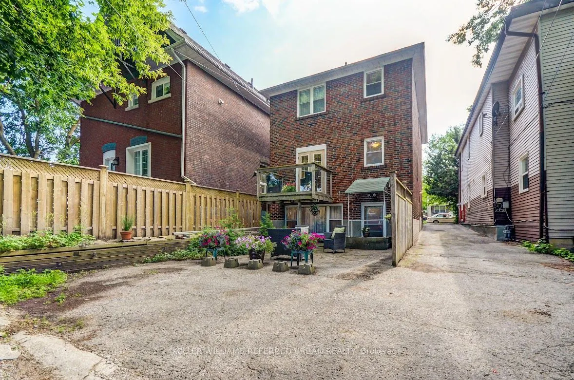 407 Woodbine Avenue, #BSMT