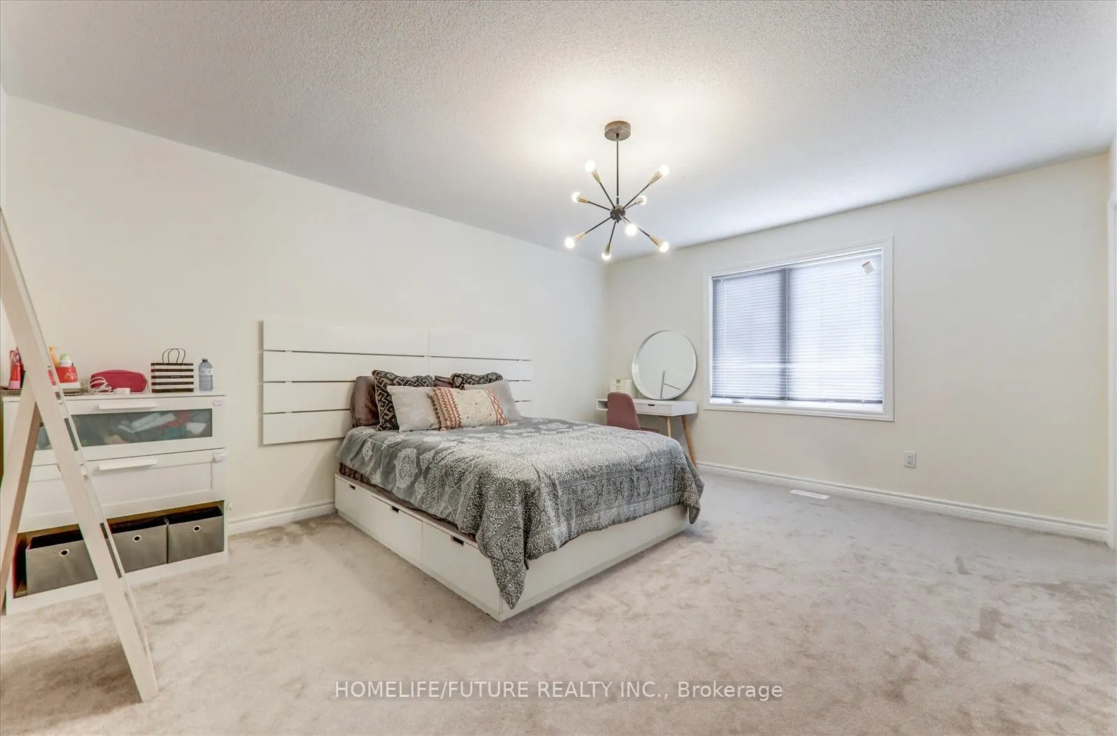 15 Elmhurst Street