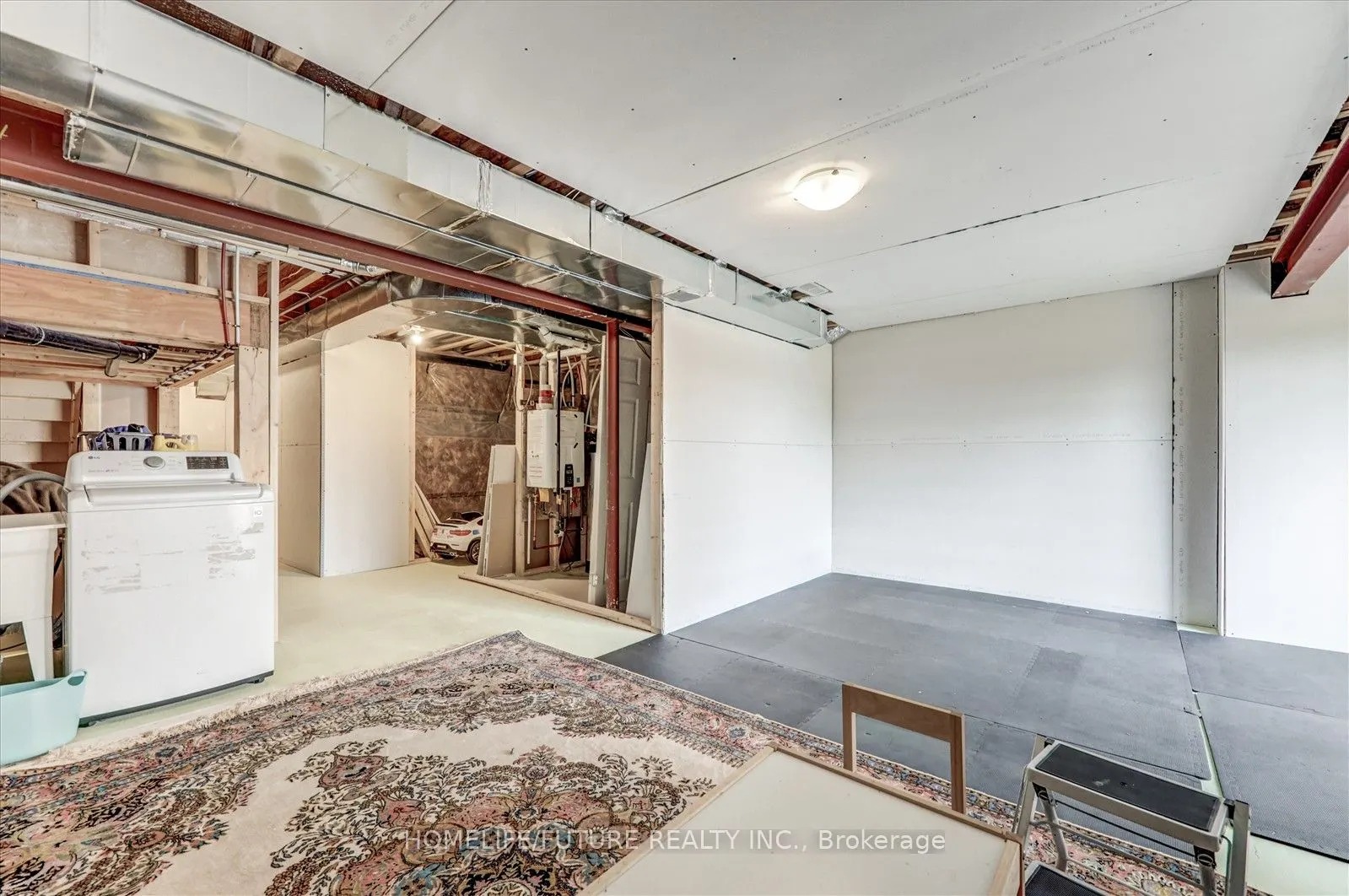 15 Elmhurst Street