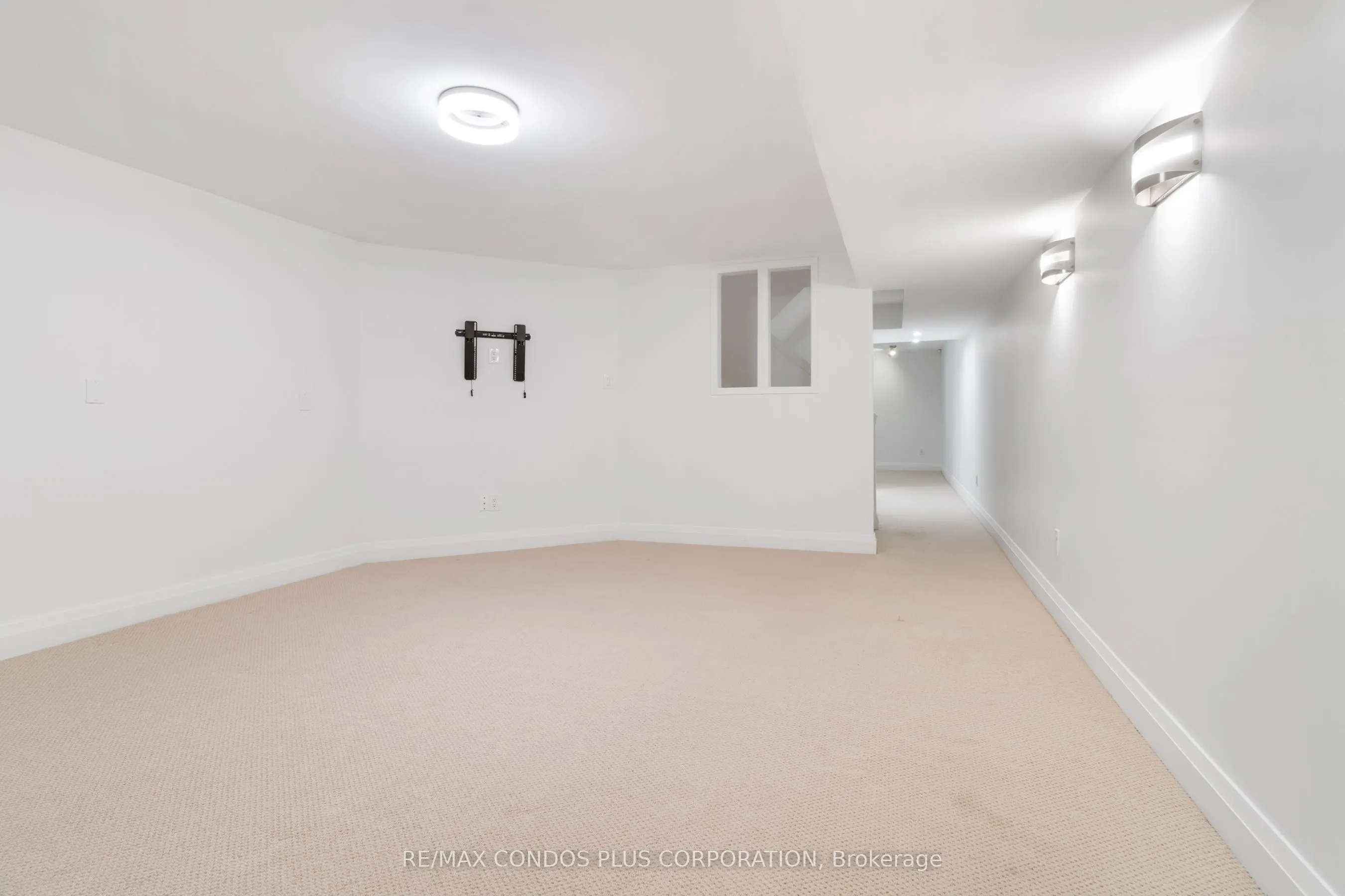 127 Boardwalk Drive