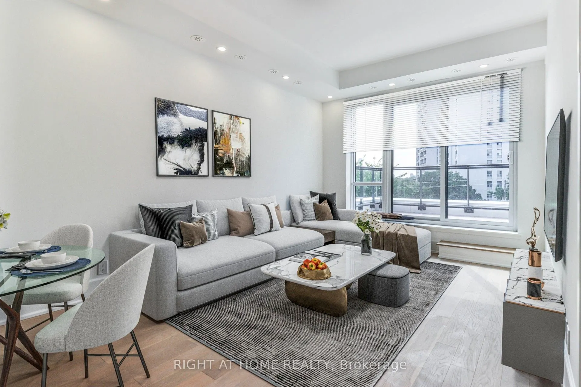 800 Broadview Avenue, #406