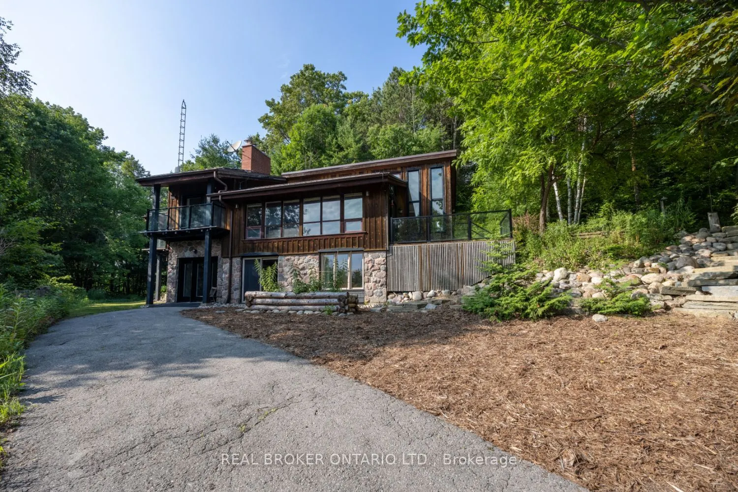 4204 Concession Road 8