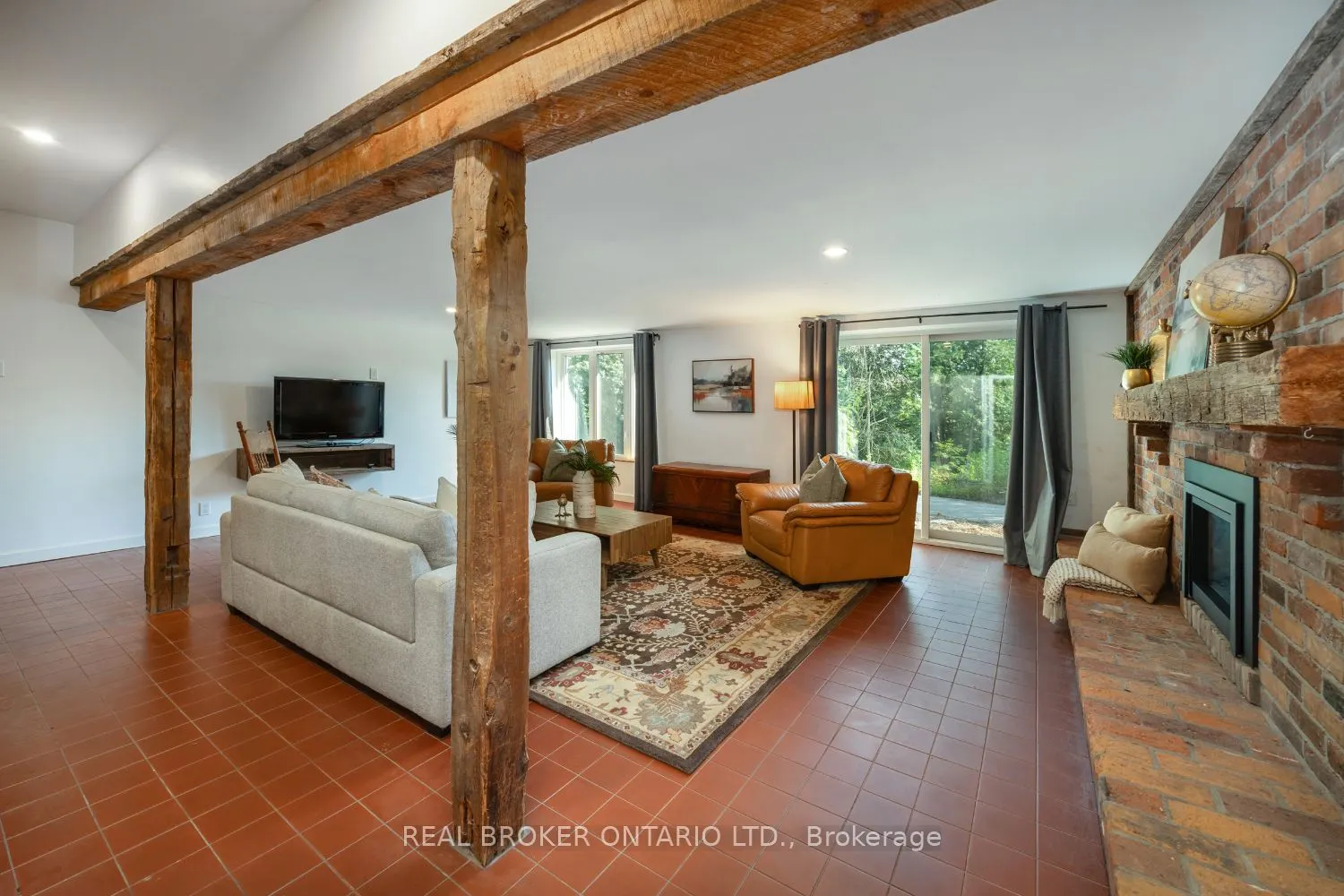 4204 Concession Road 8