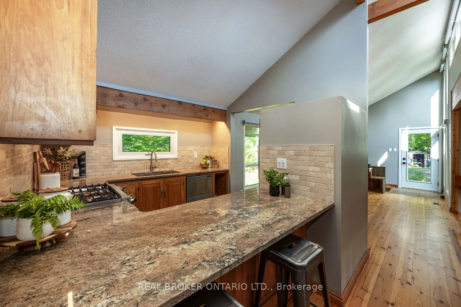 4204 Concession Road 8