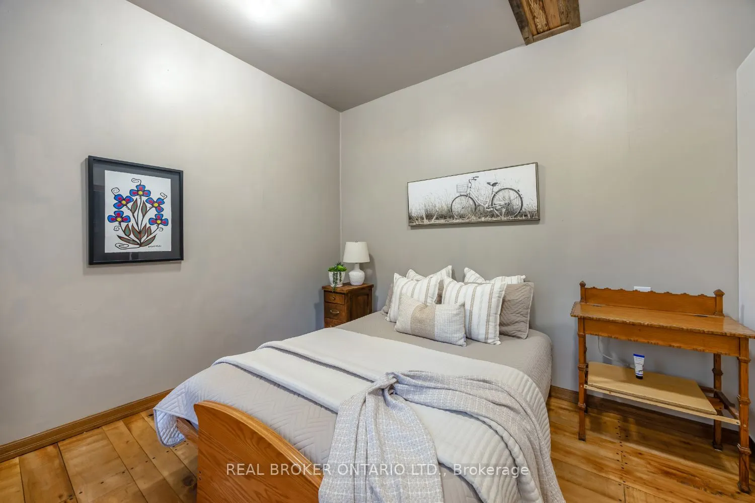 4204 Concession Road 8