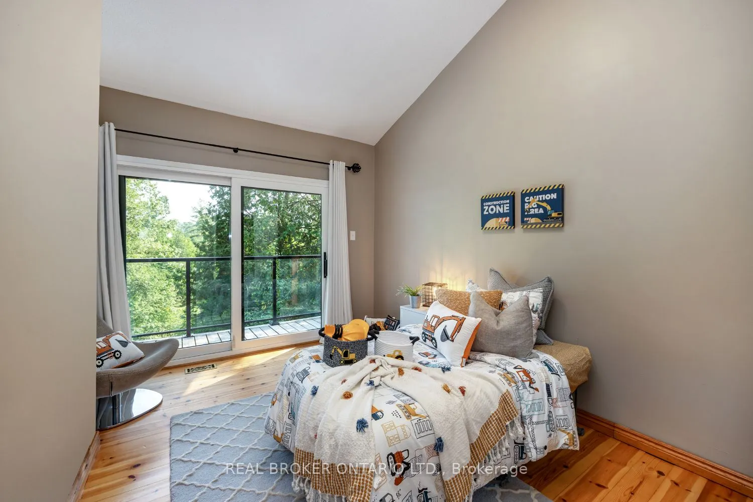 4204 Concession Road 8