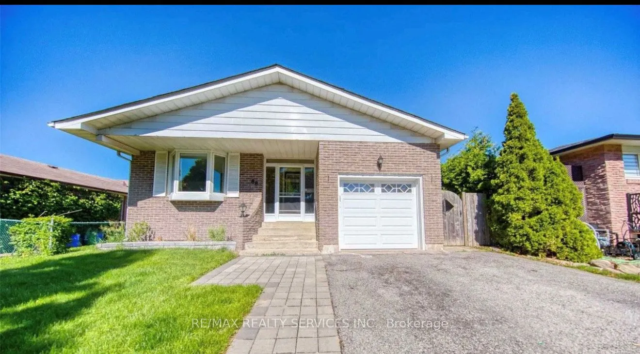 88 Clover Ridge Drive W