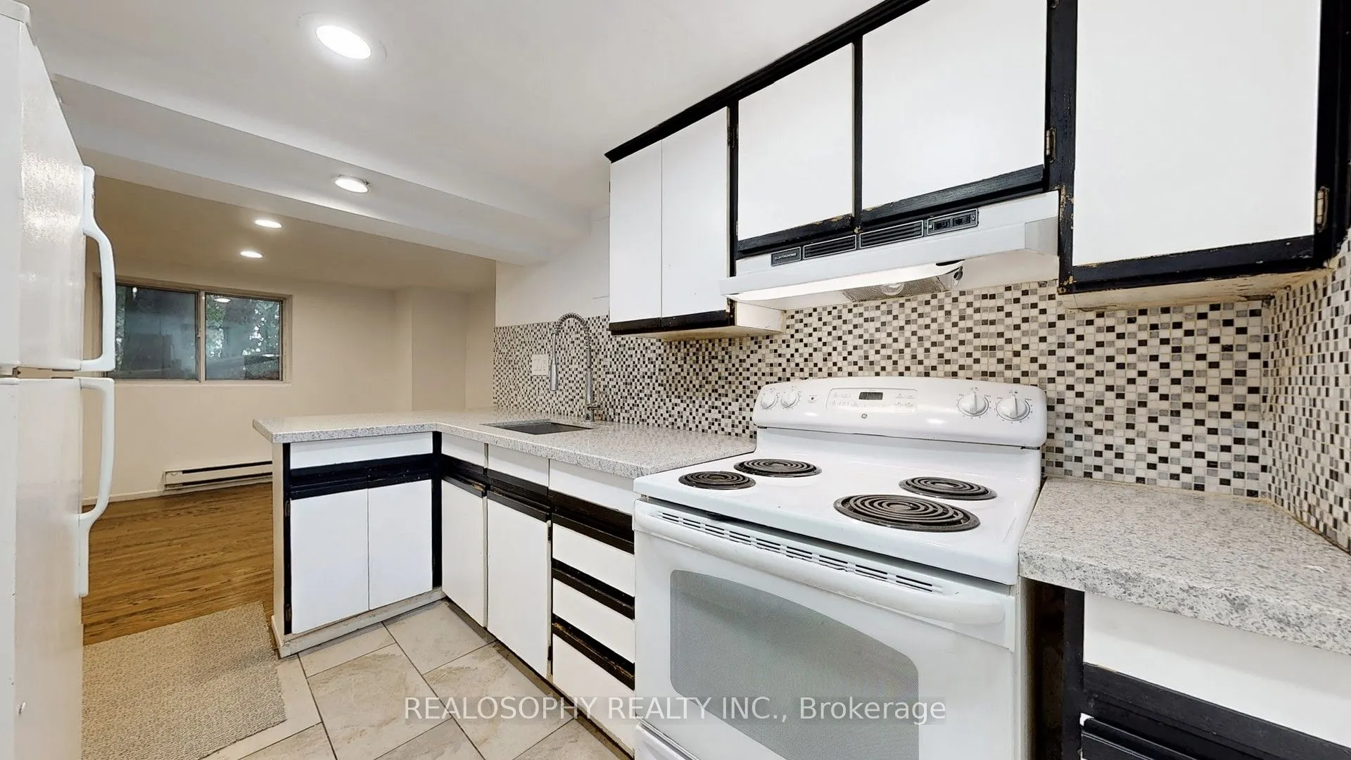 827 Kingston Road, #Lower