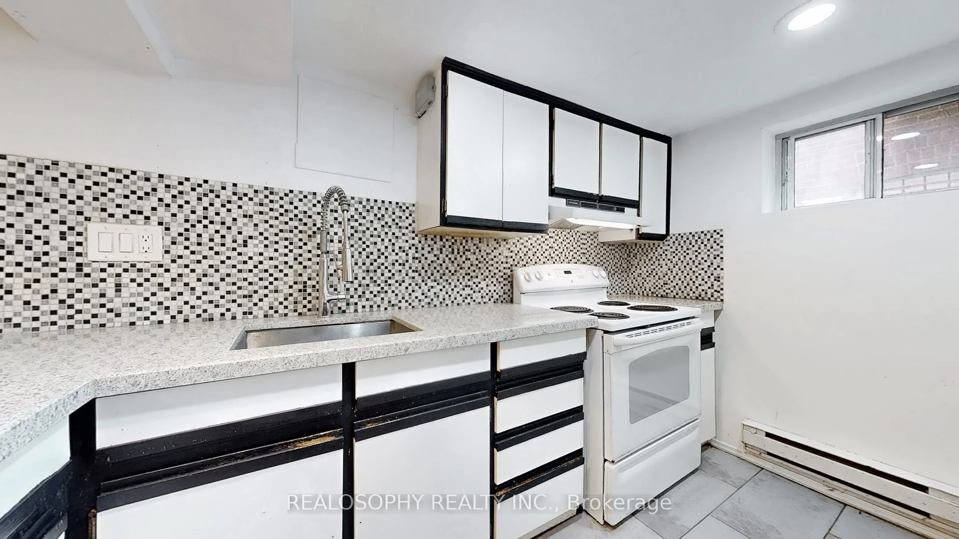 827 Kingston Road, #Lower