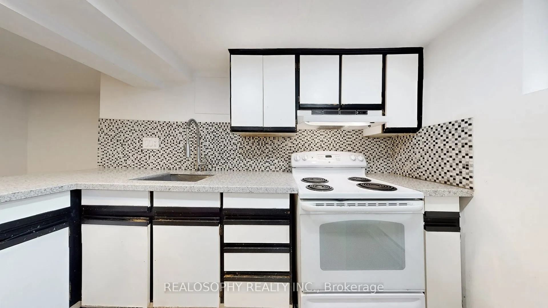 827 Kingston Road, #Lower