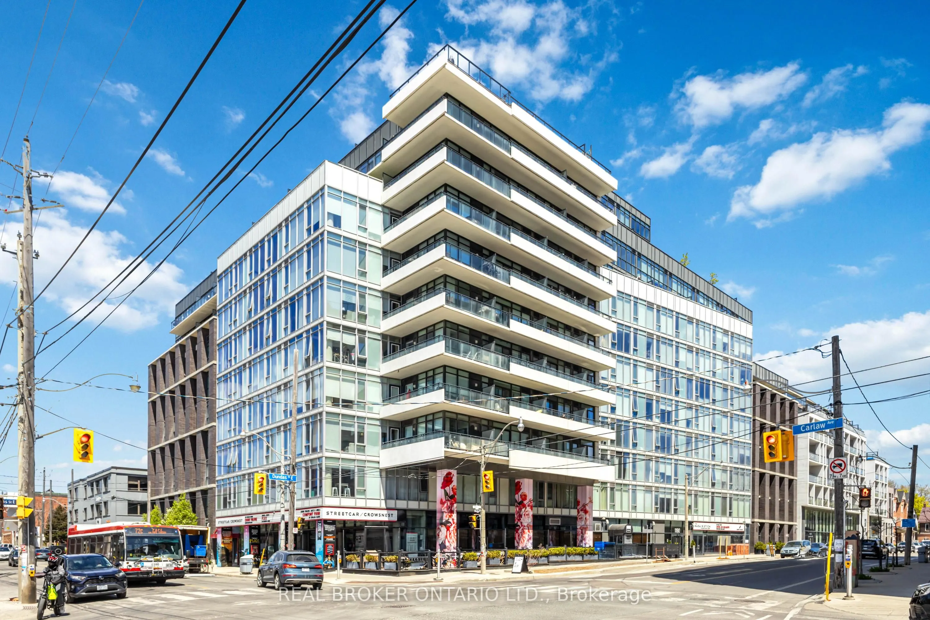 1190 Dundas Street E, #318
