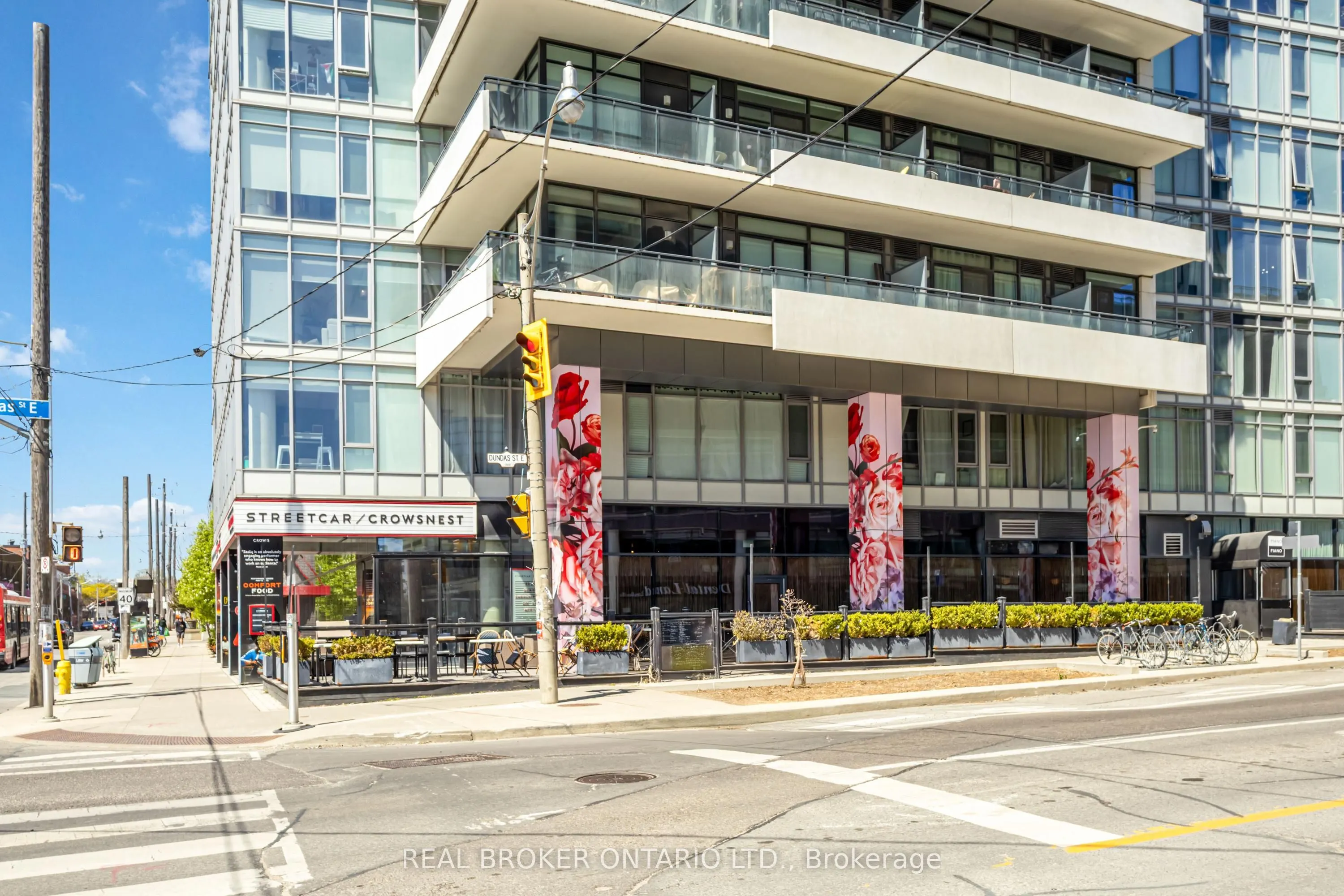 1190 Dundas Street E, #318