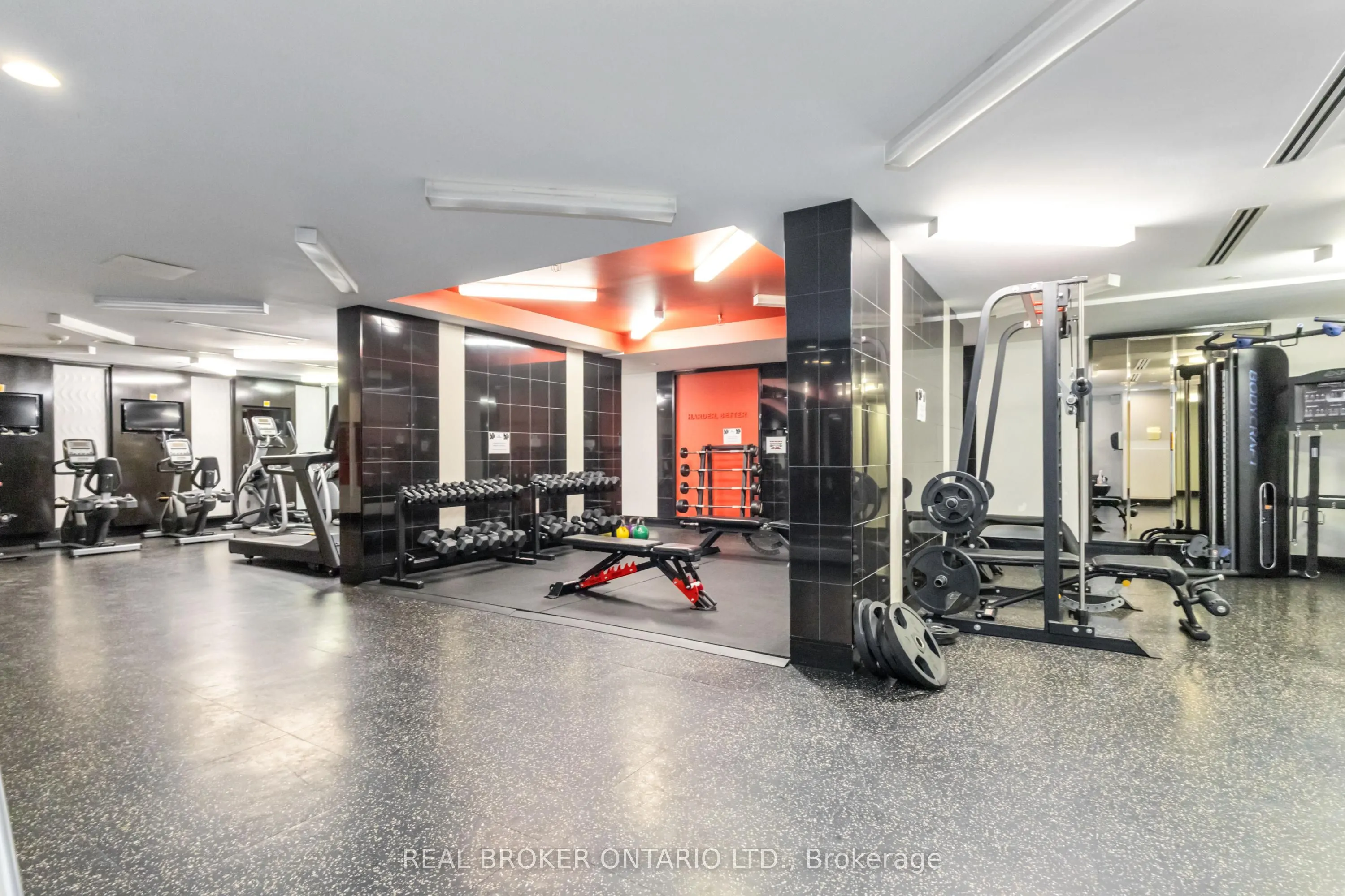 1190 Dundas Street E, #318