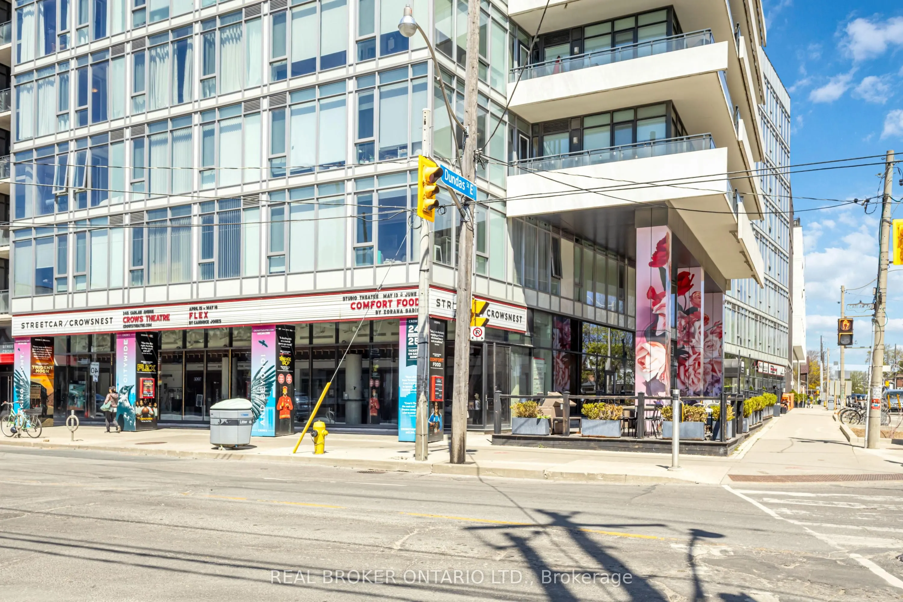 1190 Dundas Street E, #318