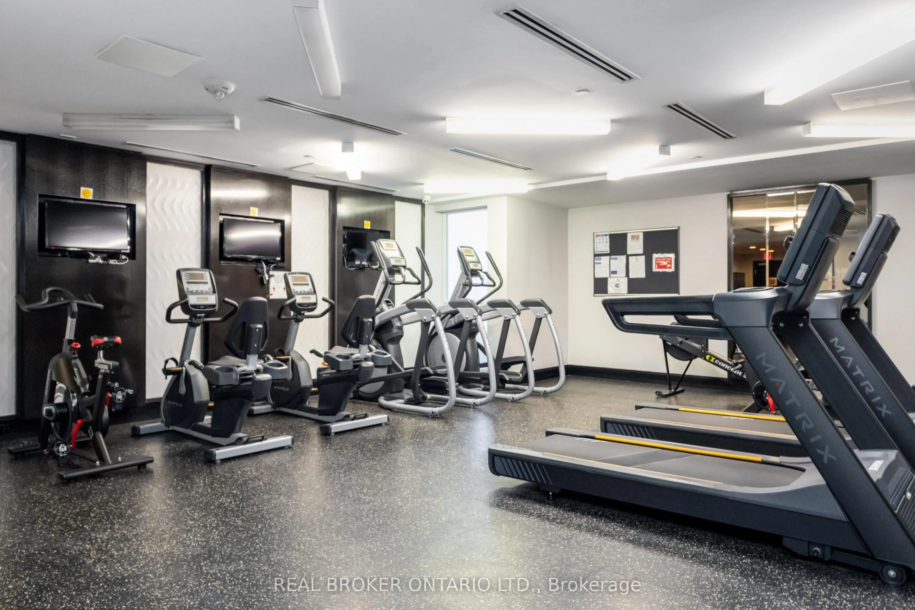1190 Dundas Street E, #318