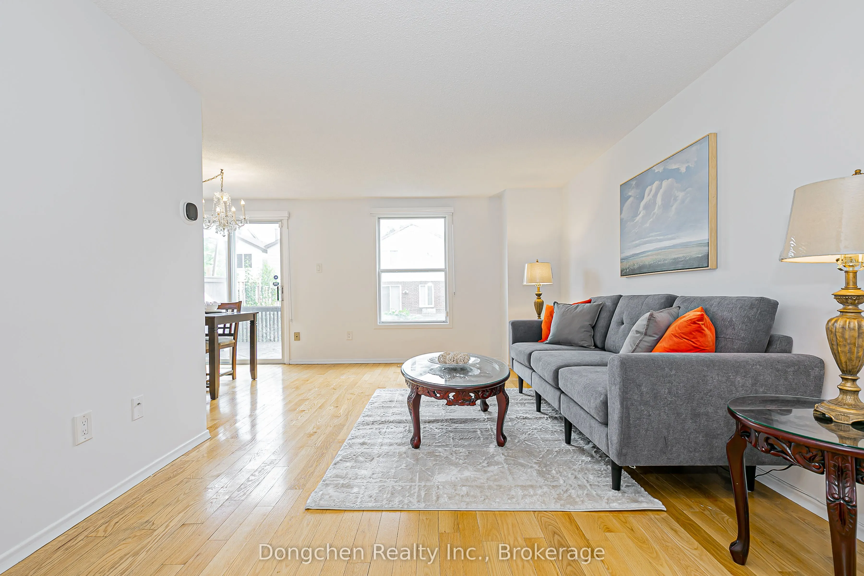 94 Mossbrook Crescent
