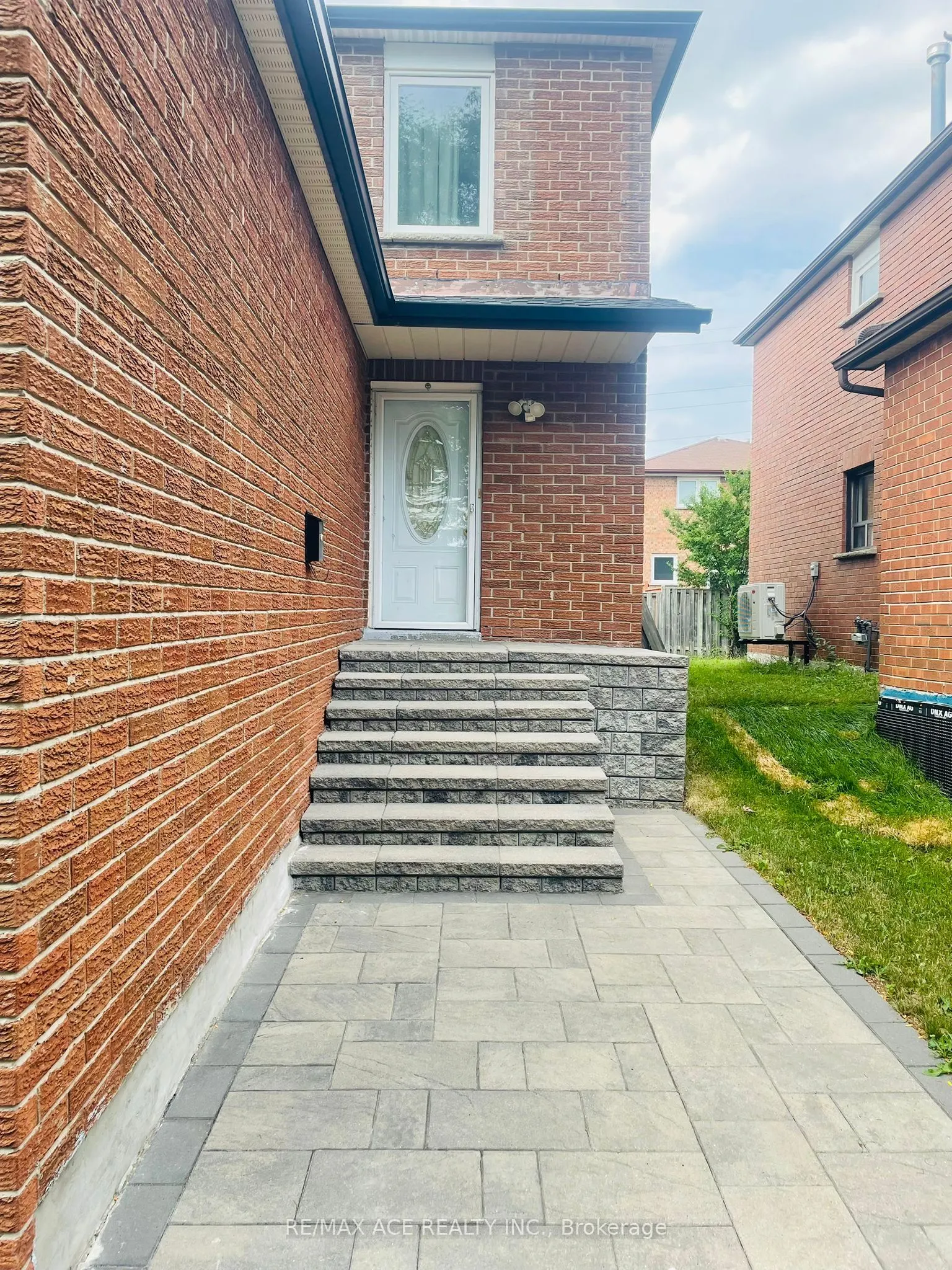 69 Brimstone Crescent