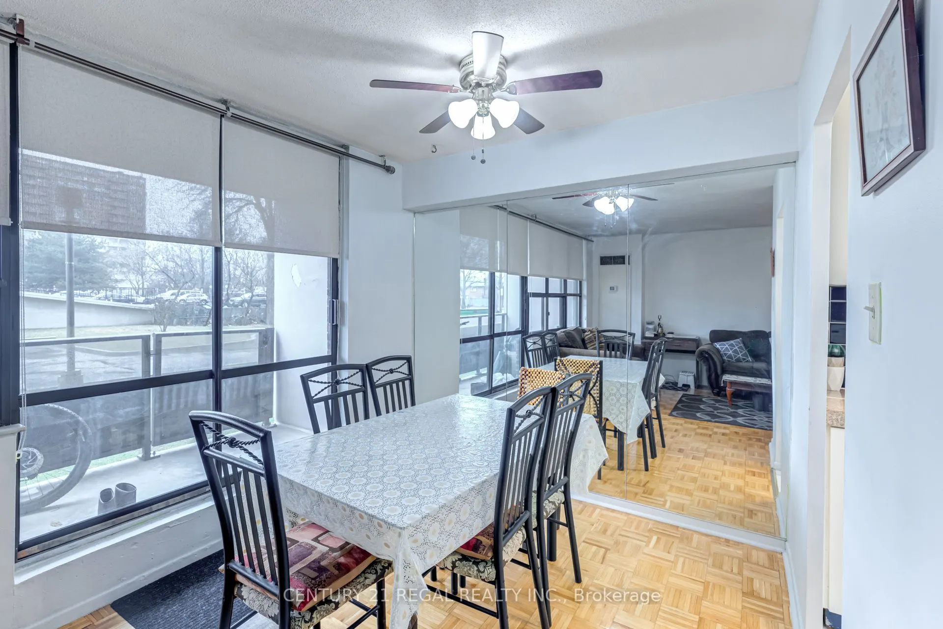 2721 Victoria Park Avenue, #101