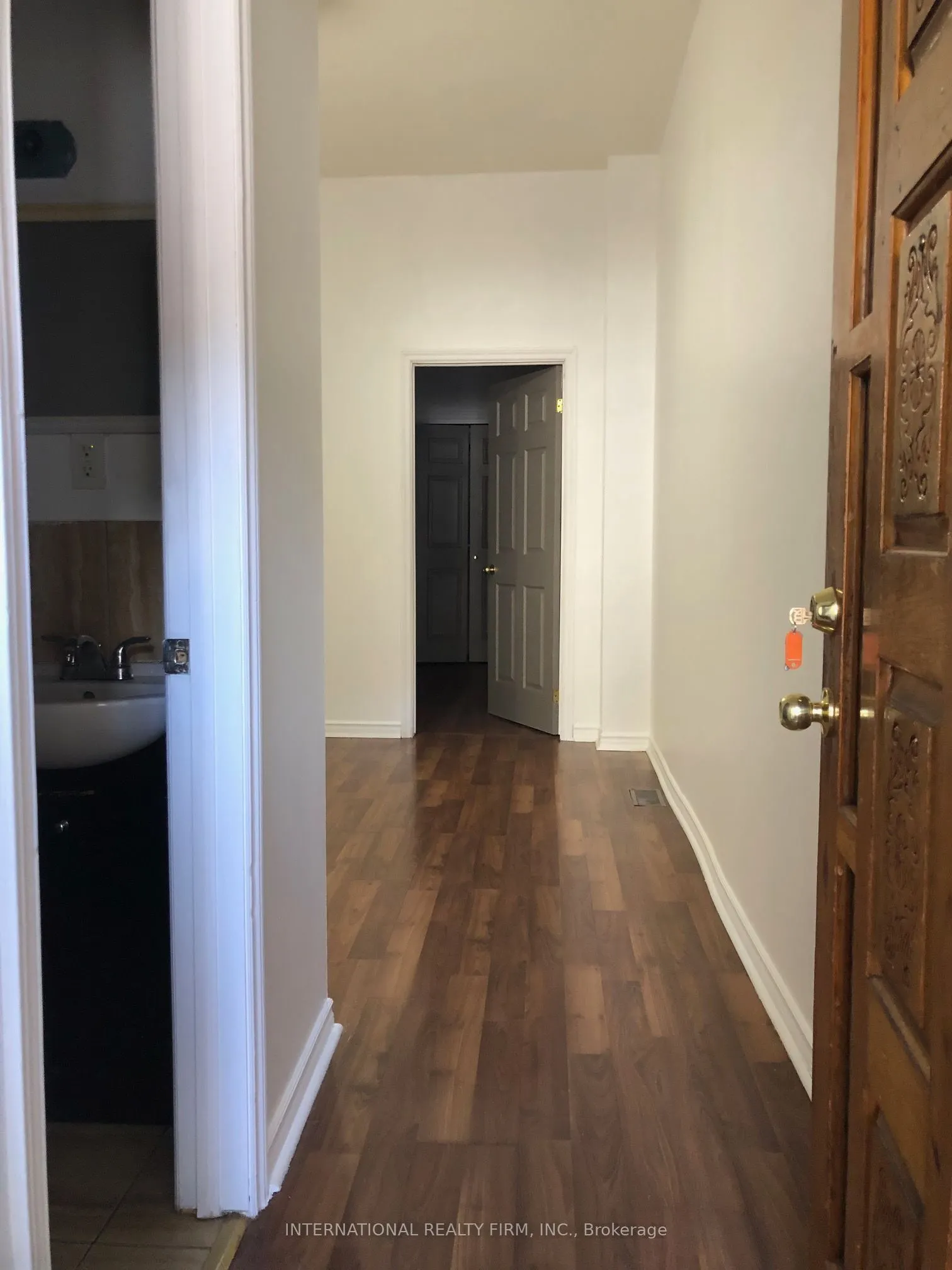 1272 Danforth Avenue, #Main