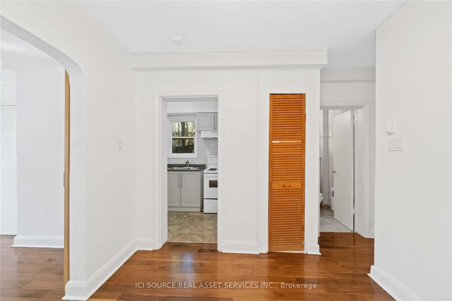 110 Eastwood Road, #1