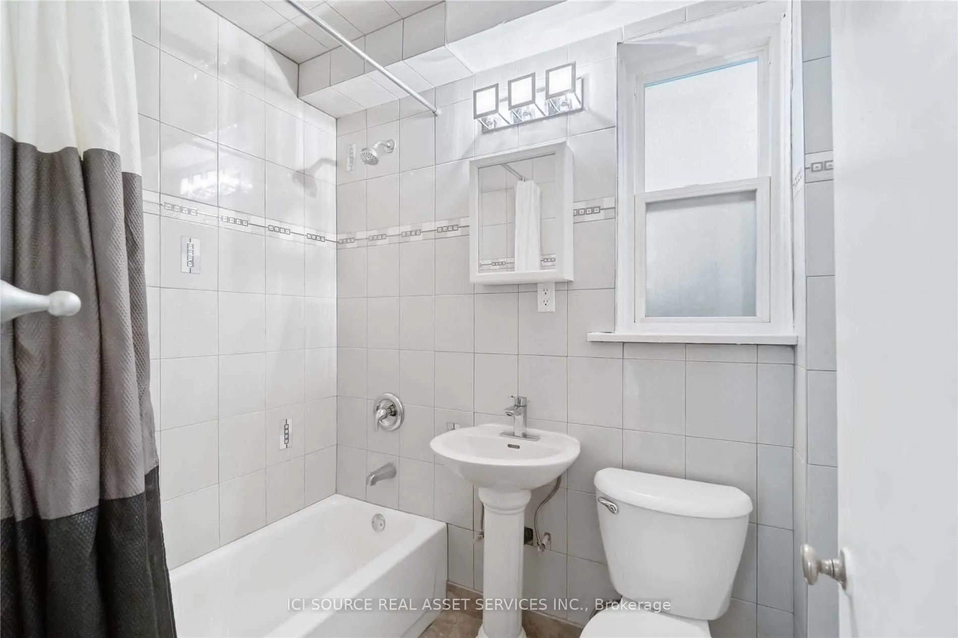110 Eastwood Road, #1