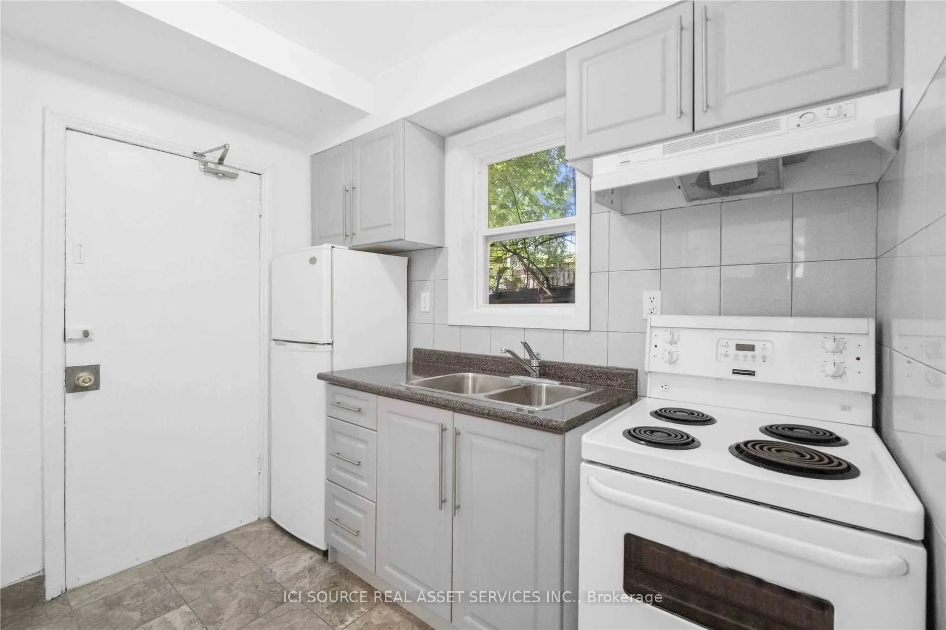 110 Eastwood Road, #1