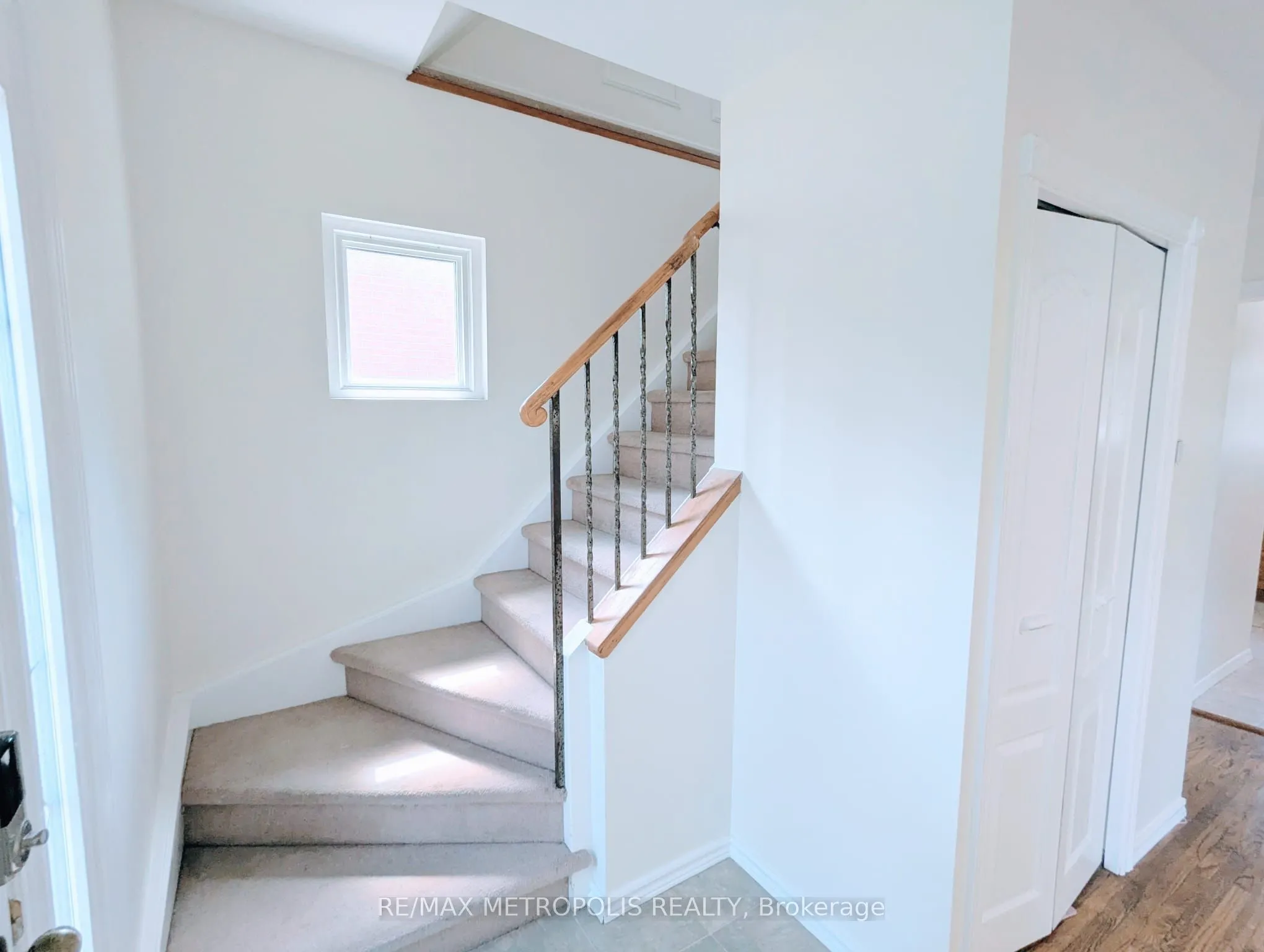 276 Sylvan Avenue, #Main