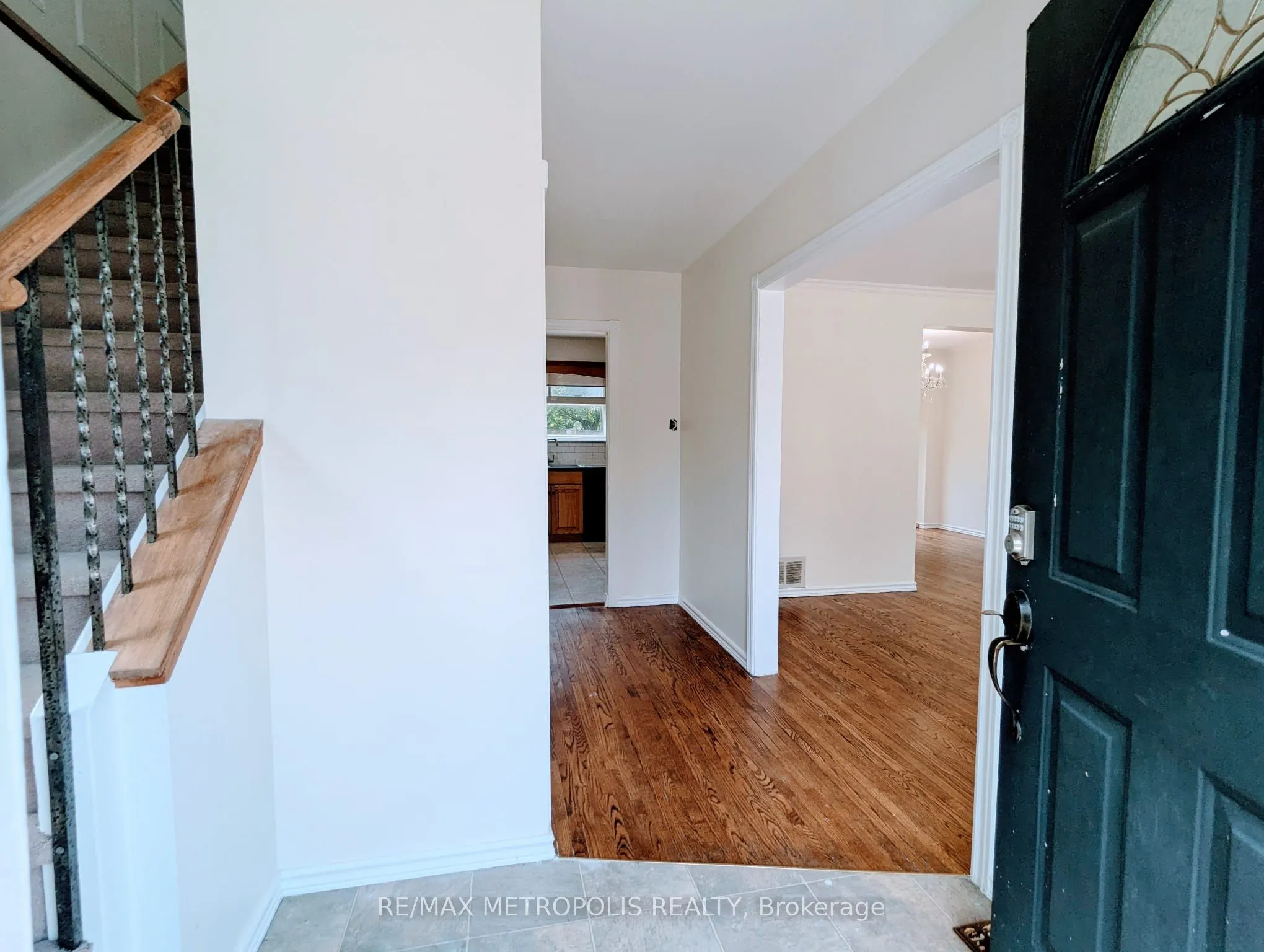 276 Sylvan Avenue, #Main