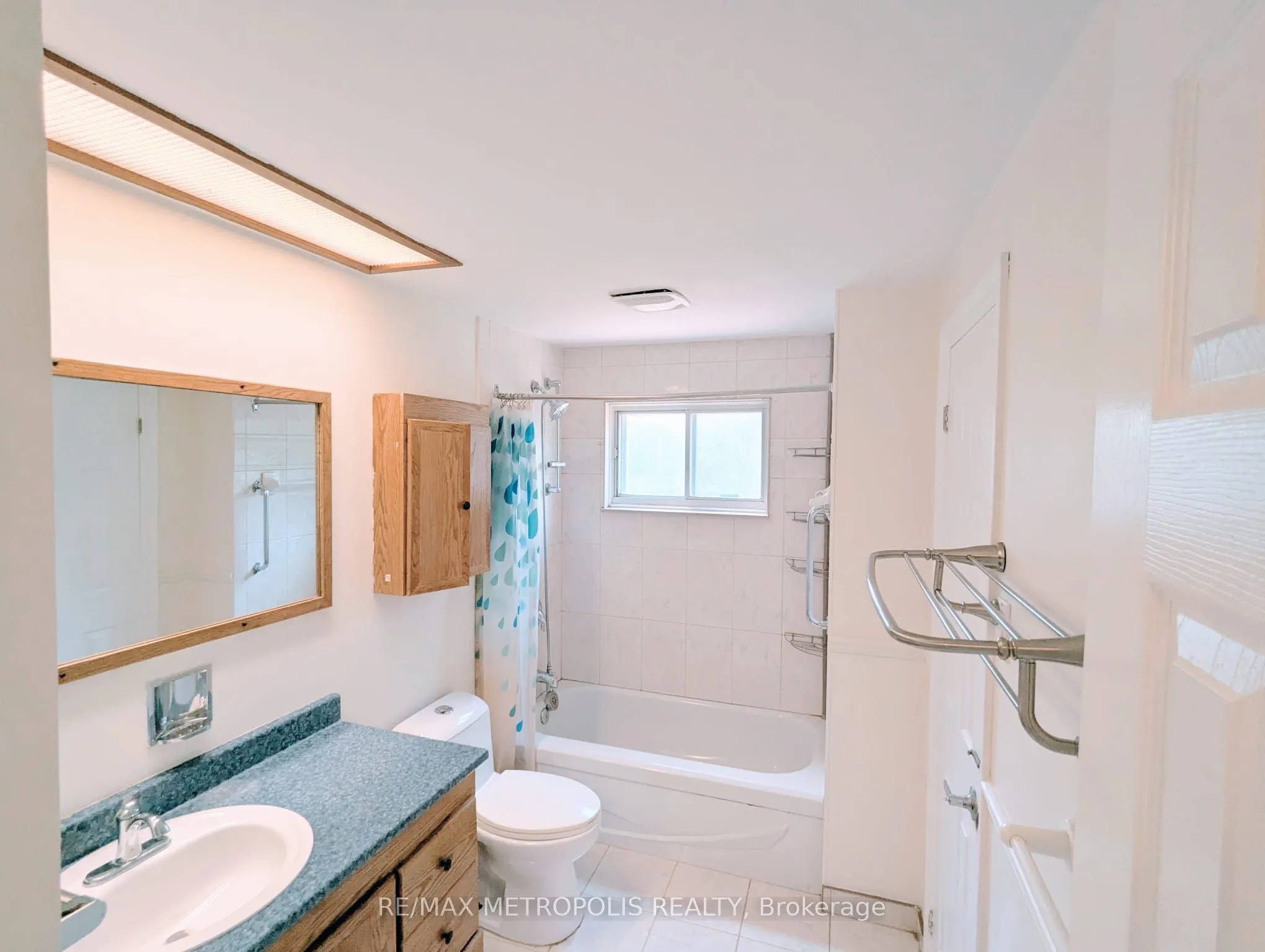 276 Sylvan Avenue, #Main
