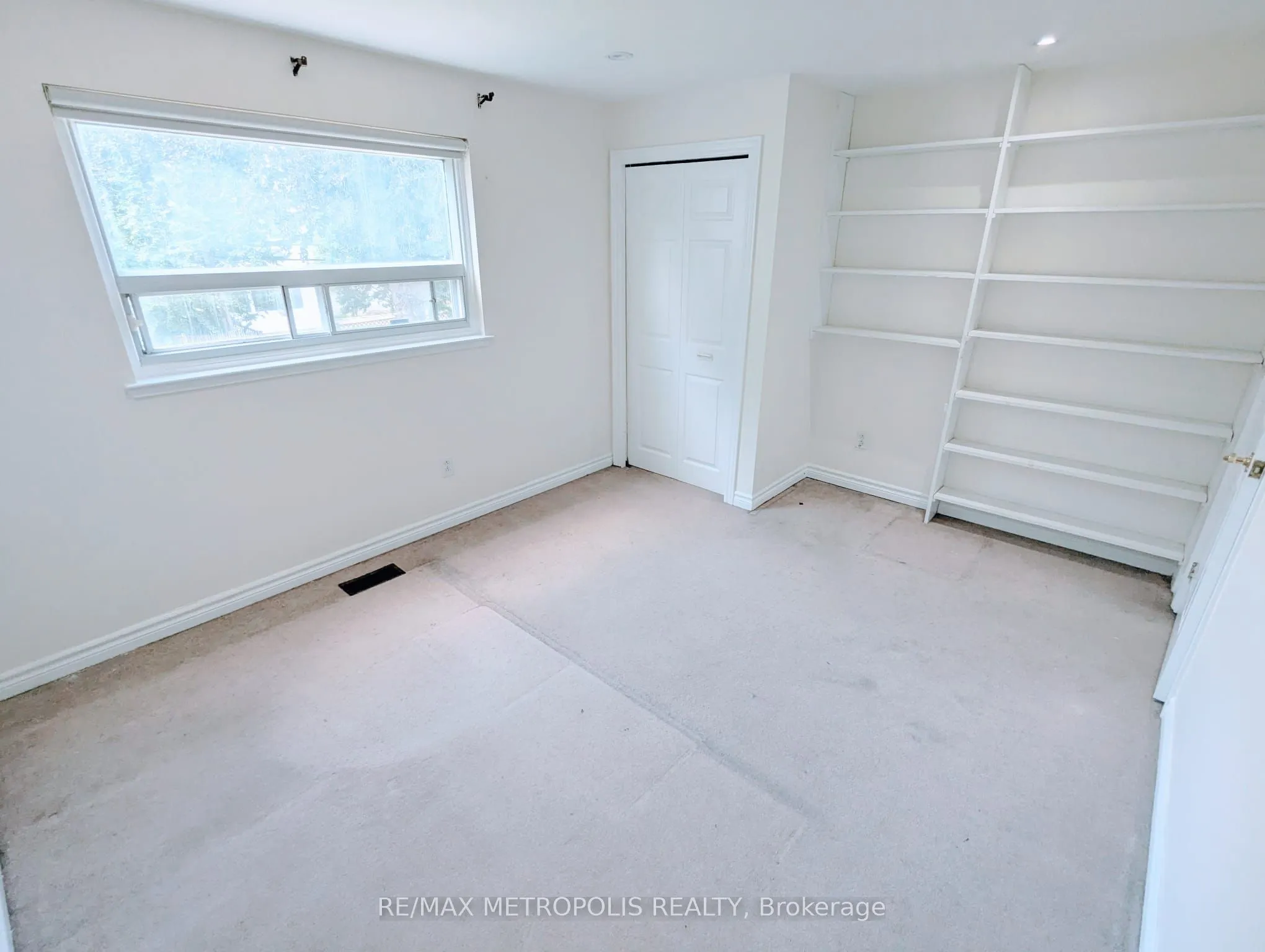 276 Sylvan Avenue, #Main