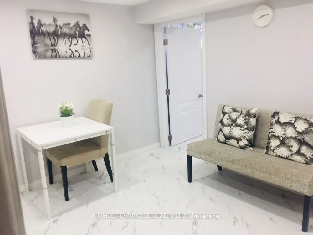 32 Babcock Road, #bsmt-1