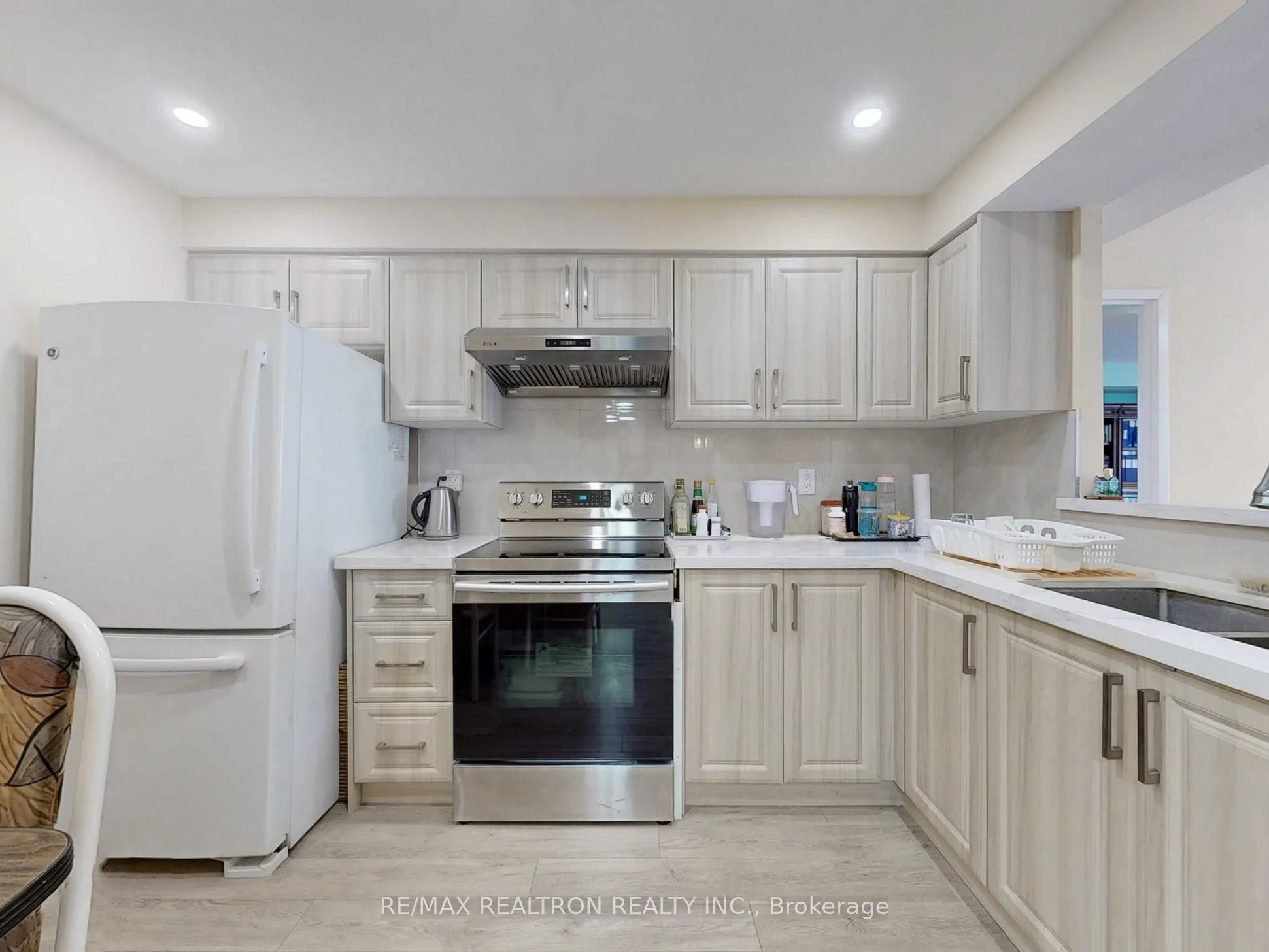 4725 Sheppard Avenue E, #1802