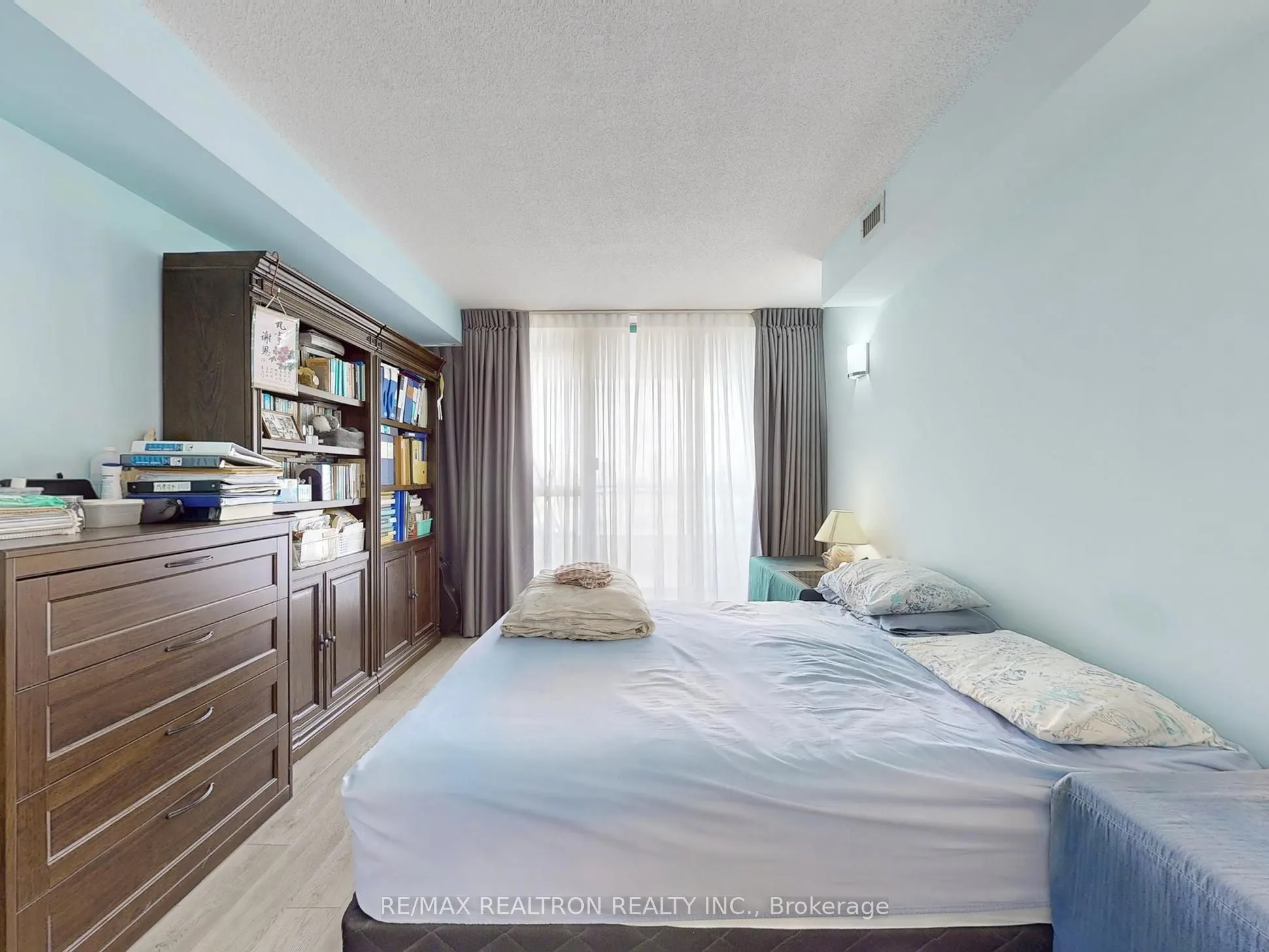 4725 Sheppard Avenue E, #1802