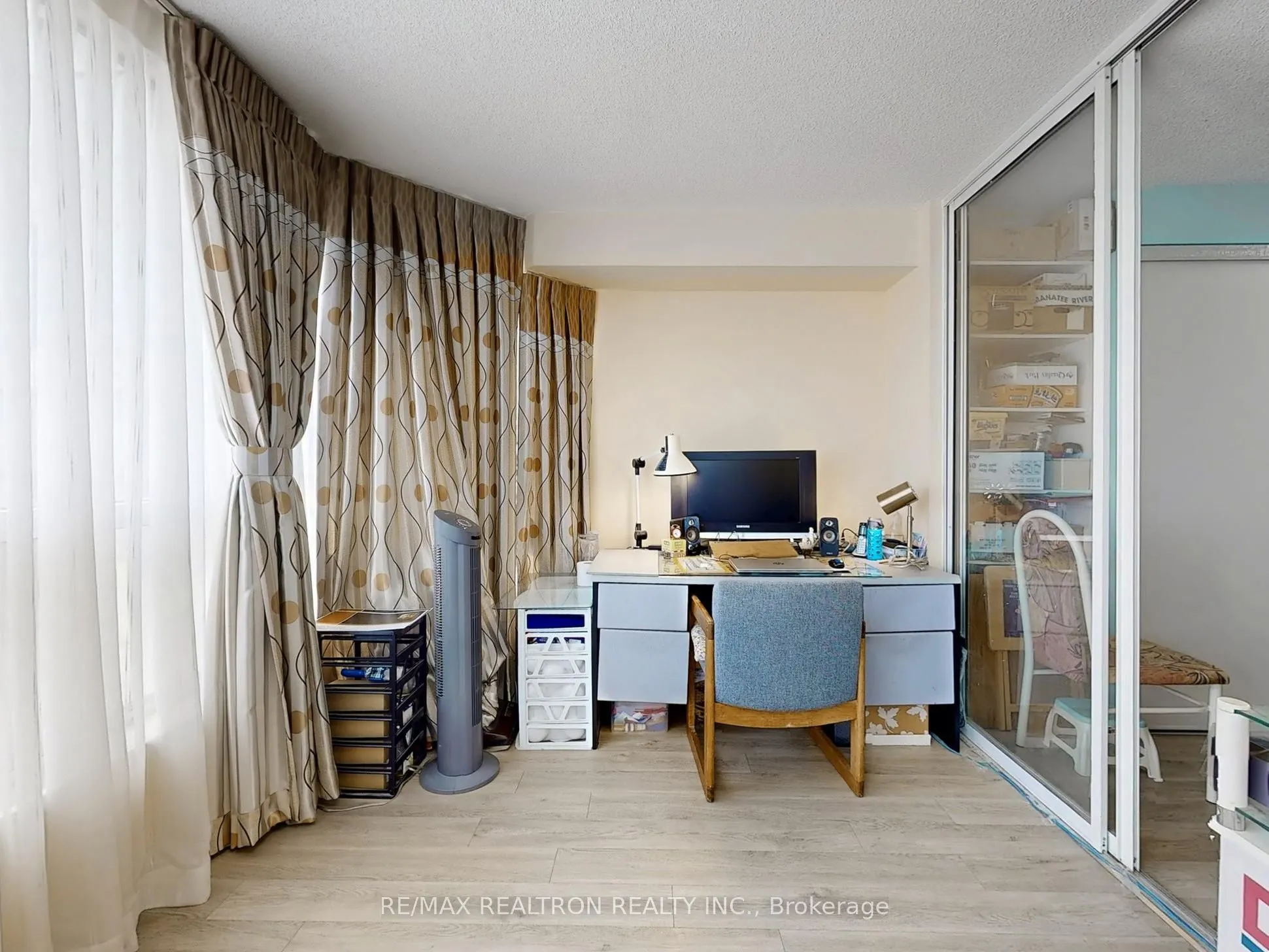 4725 Sheppard Avenue E, #1802