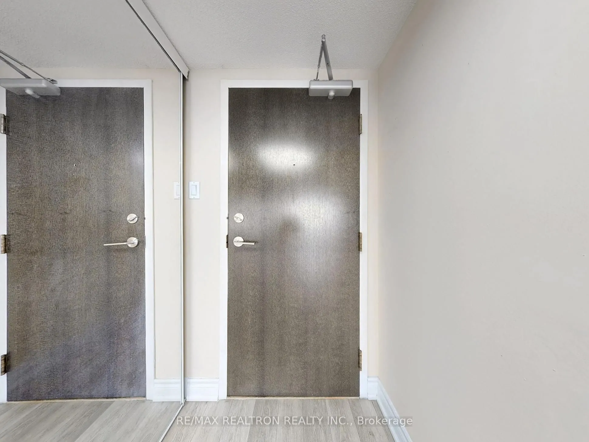 4725 Sheppard Avenue E, #1802