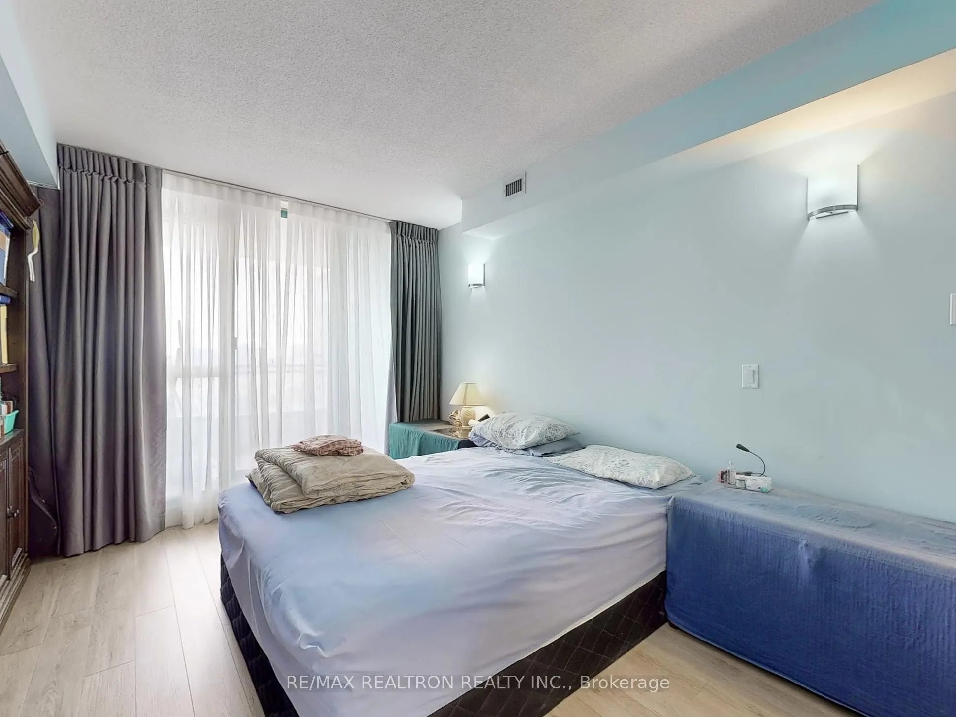 4725 Sheppard Avenue E, #1802