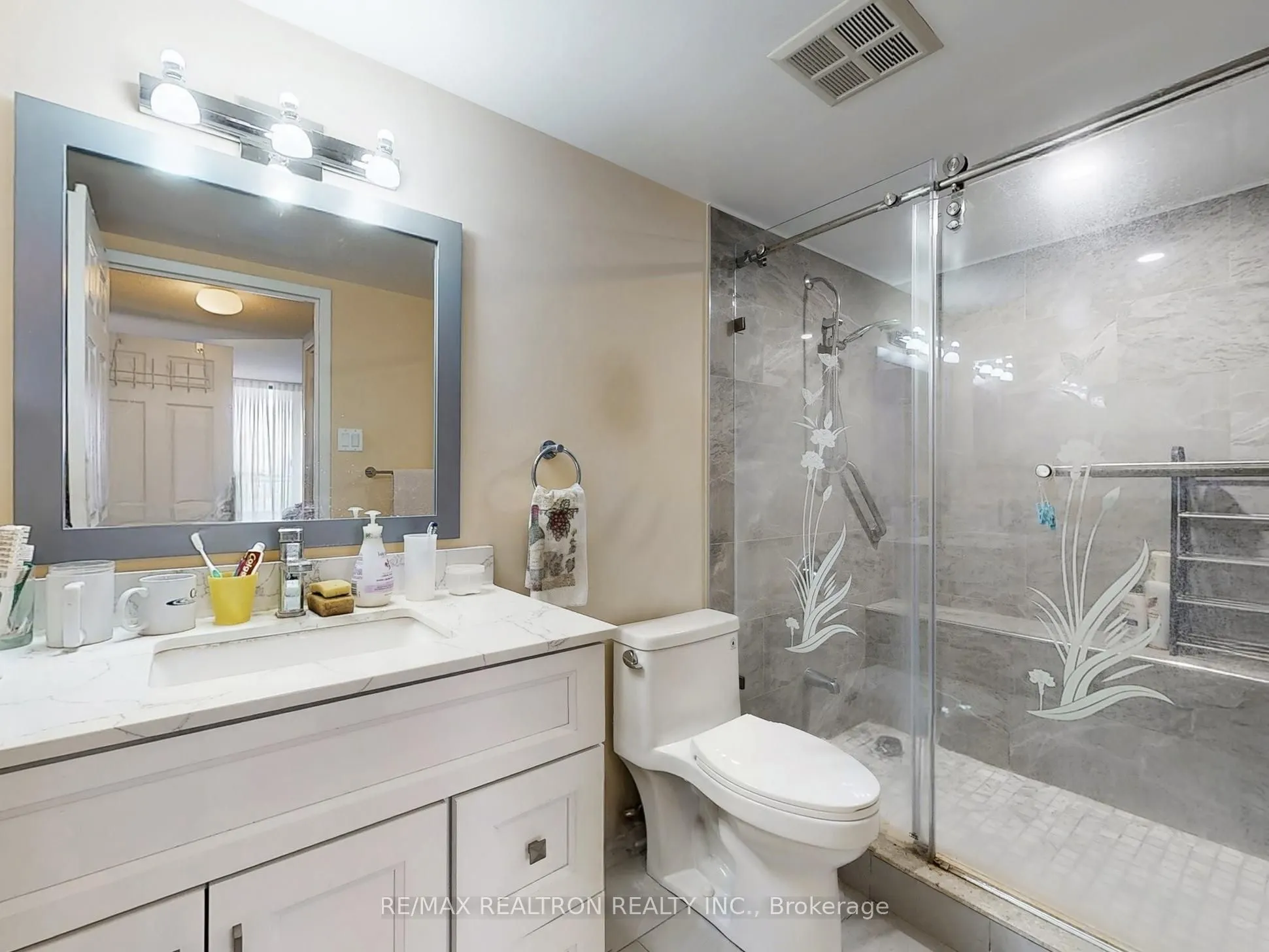 4725 Sheppard Avenue E, #1802