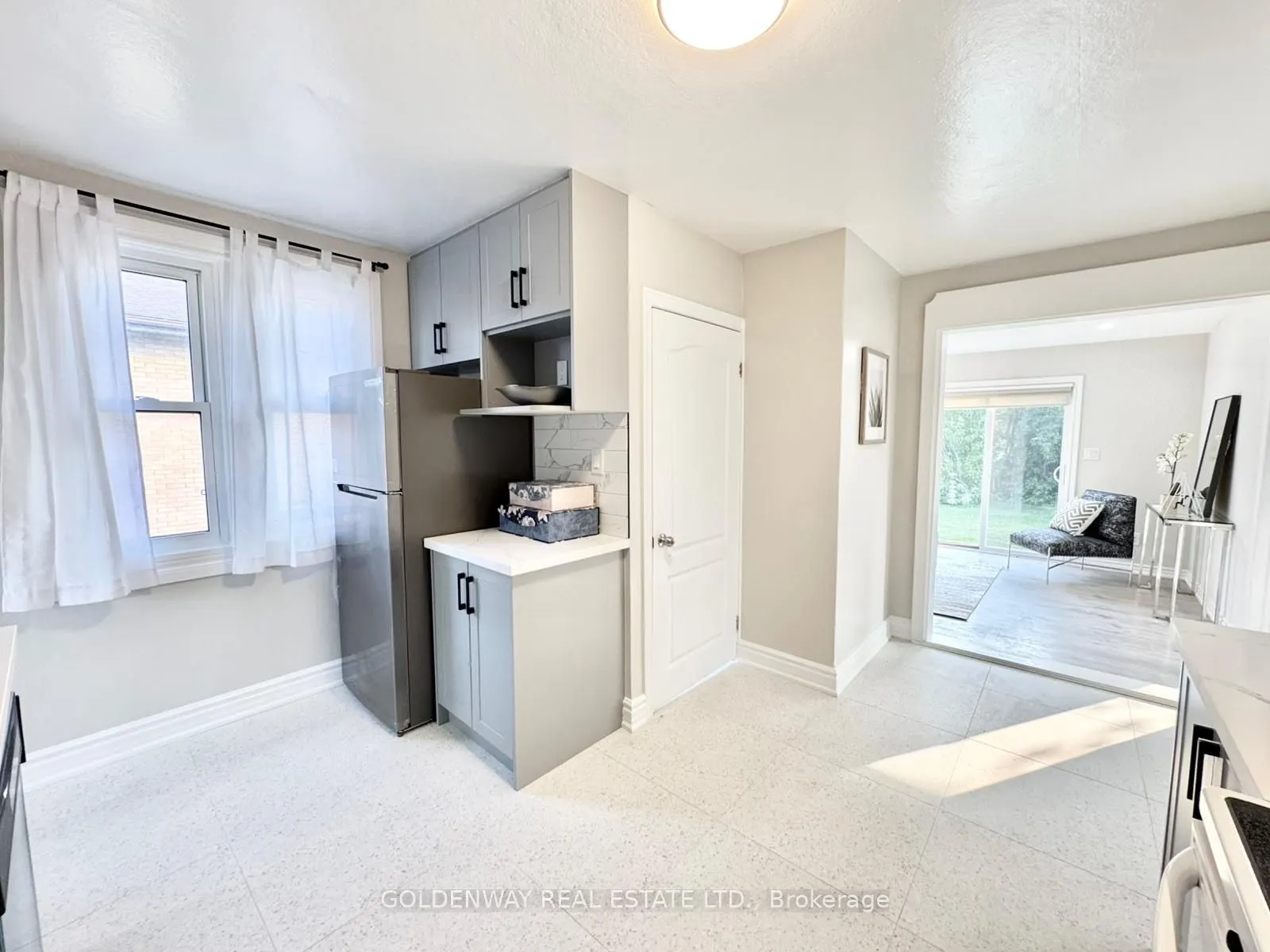 1286 Cedar Street