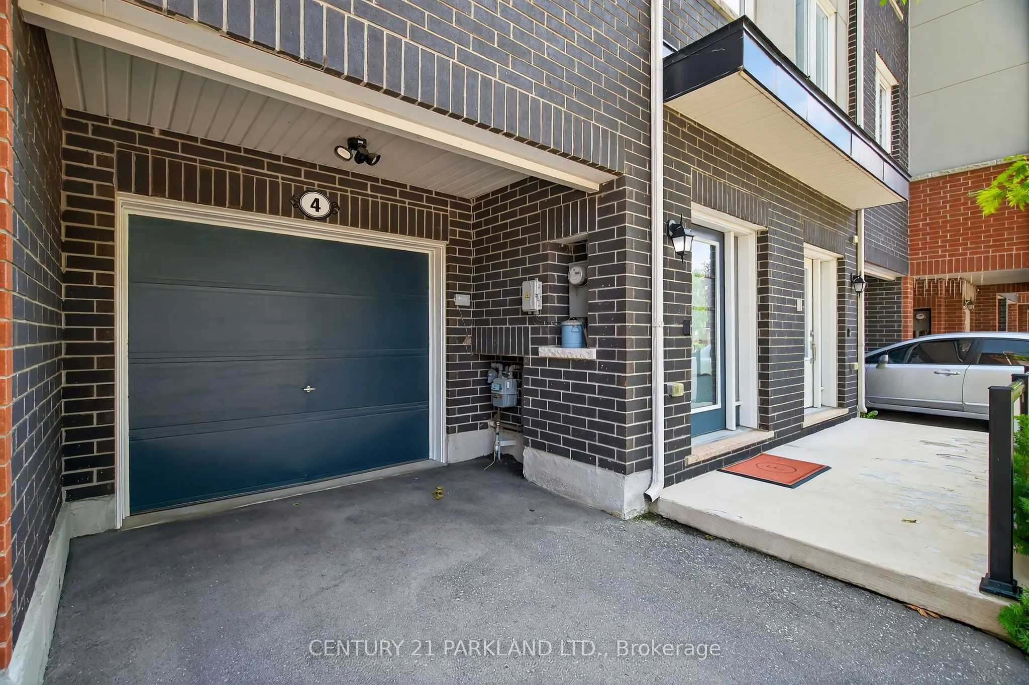 4 Heron Park Place