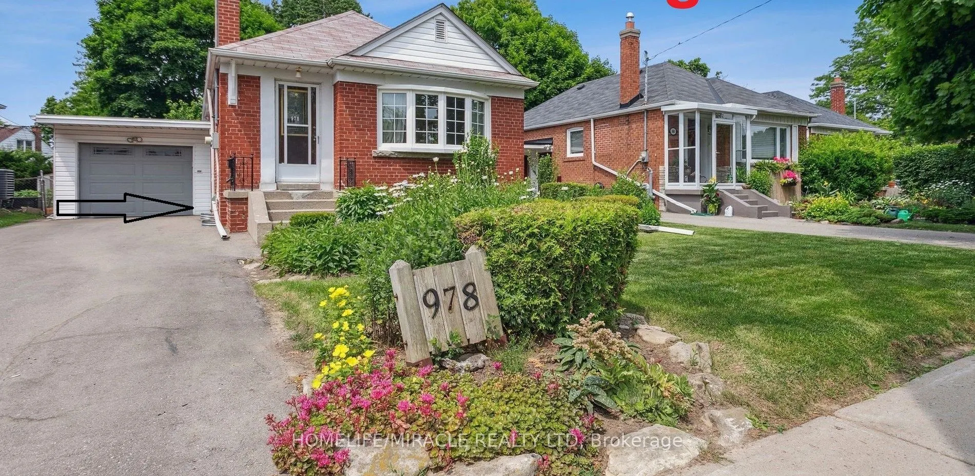 978 Pharmacy Avenue, #Bsmt