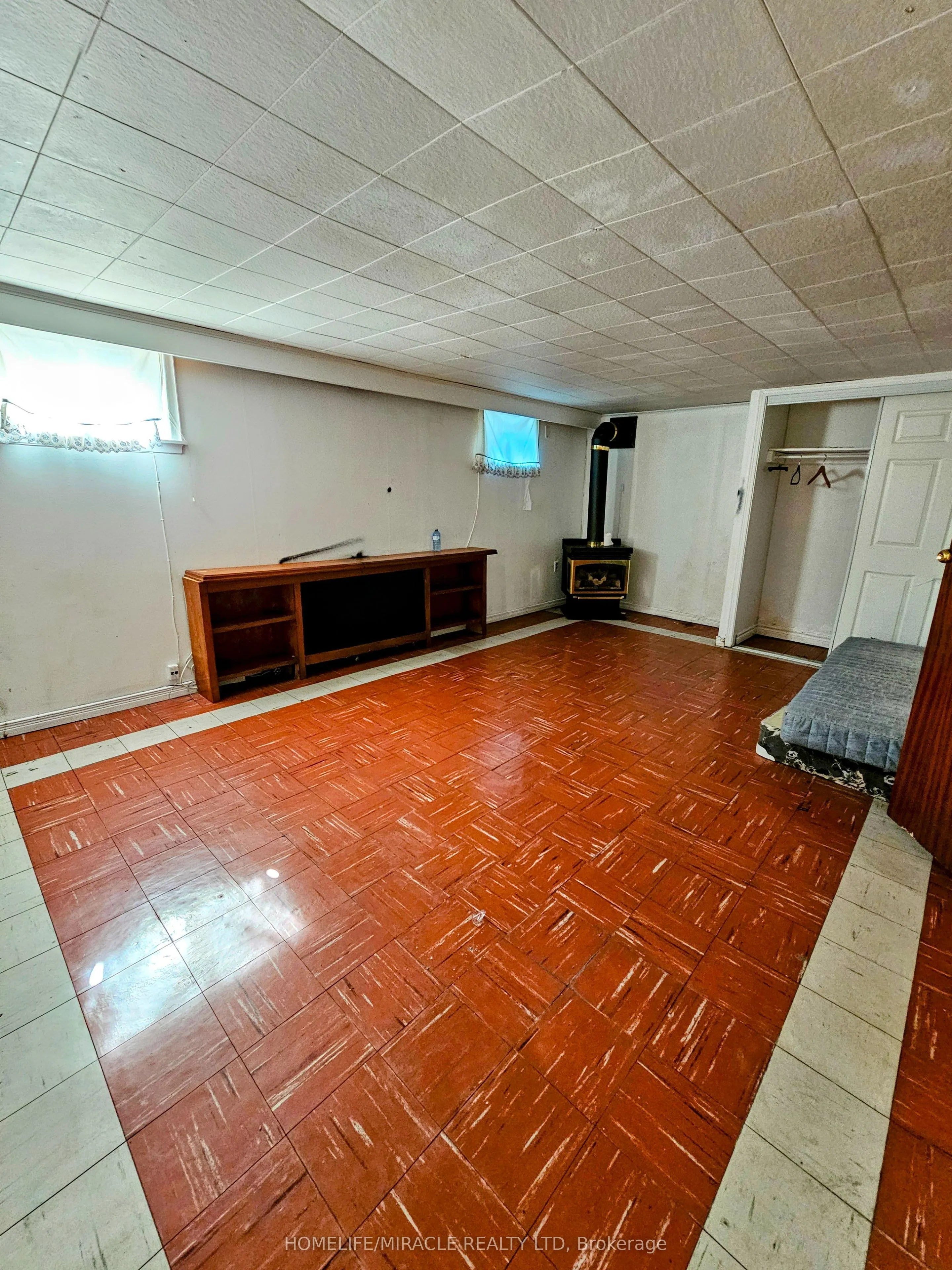 978 Pharmacy Avenue, #Bsmt