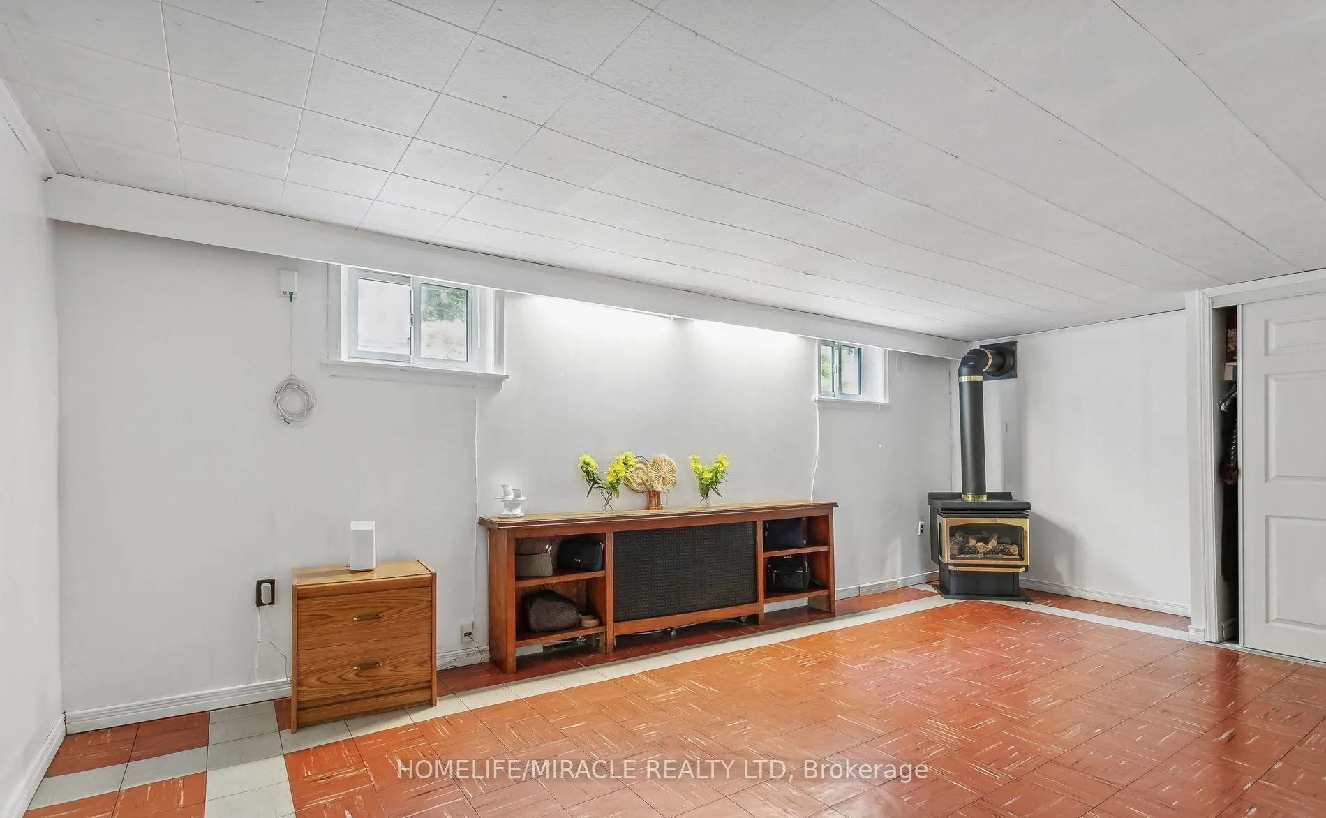 978 Pharmacy Avenue, #Bsmt