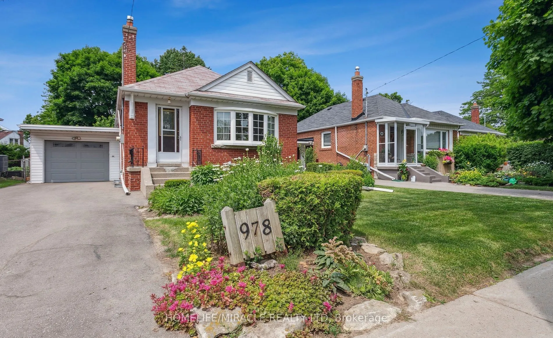 978 Pharmacy Avenue, #Bsmt